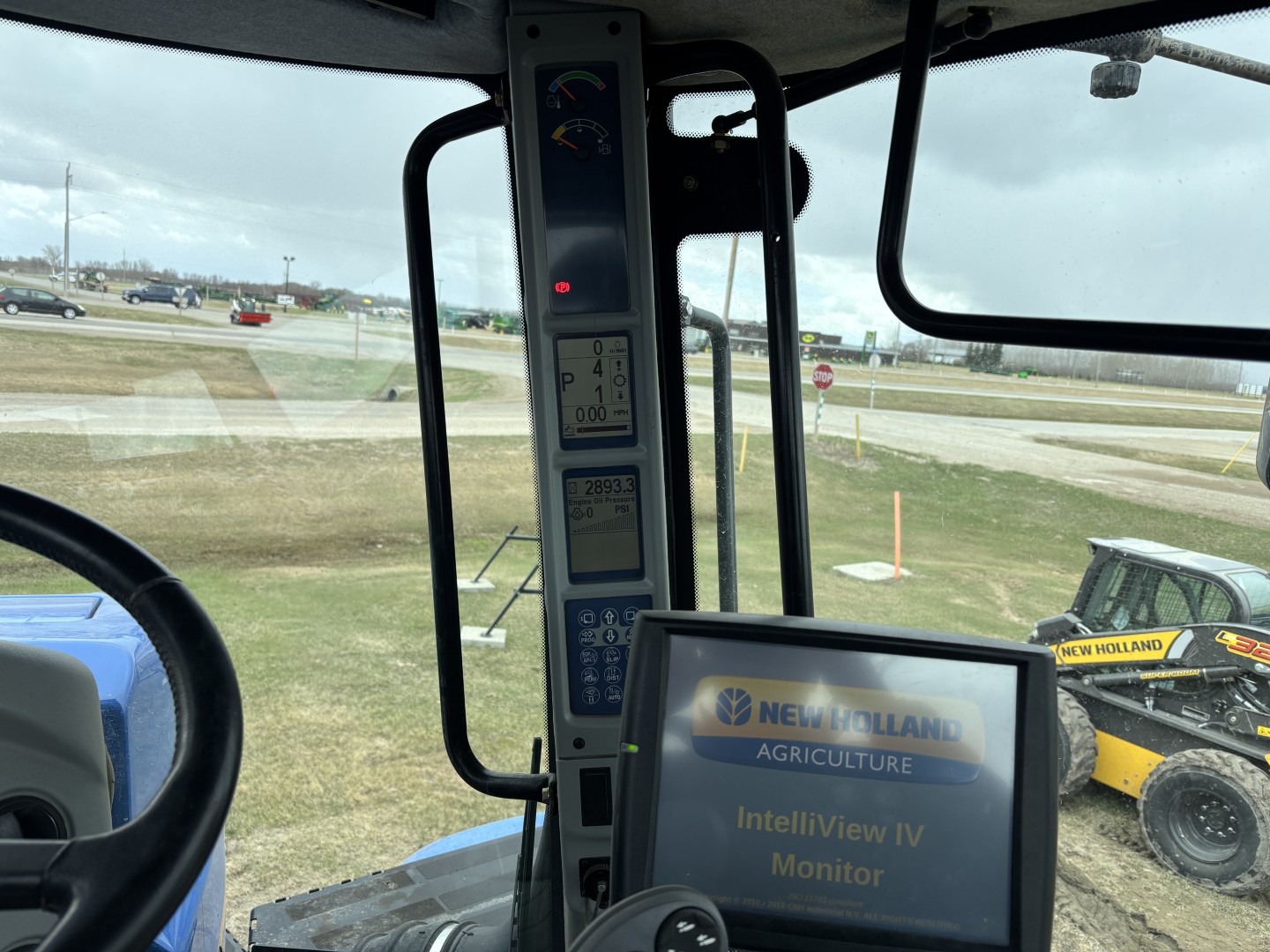 2019 New Holland T9.645 Tractor Rubber Track
