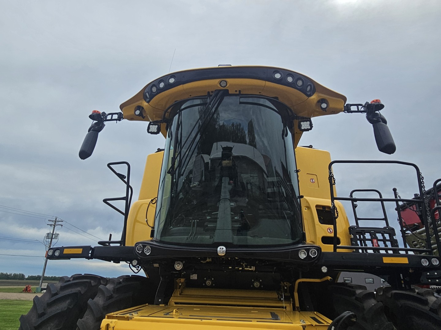 2023 New Holland CR9.90Z Combine