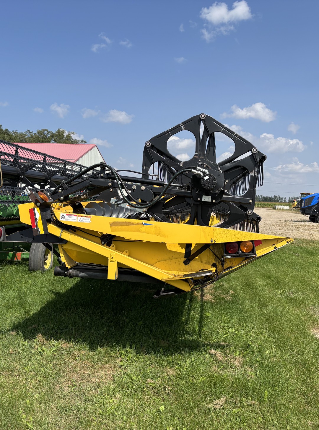2010 New Holland 94C Header Draper