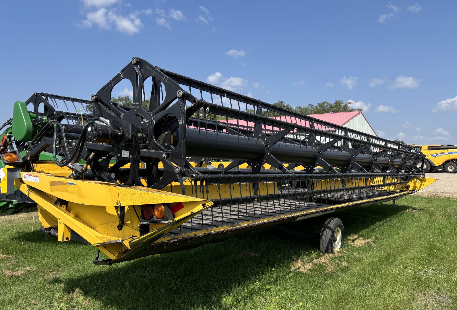 2010 New Holland 94C Header Draper