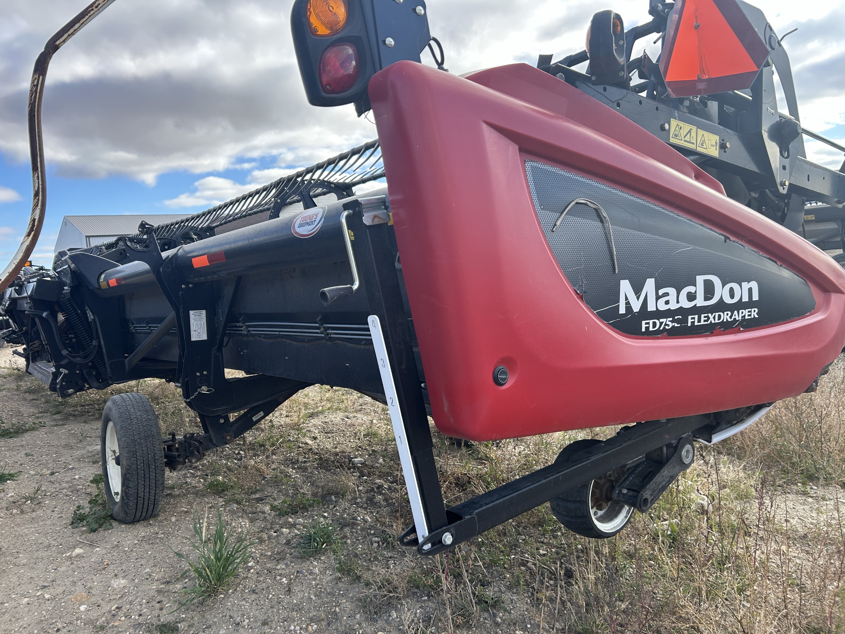 2016 MacDon FD75 Header Draper Flex