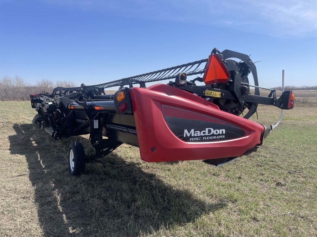 2016 MacDon FD75 Header Draper Flex