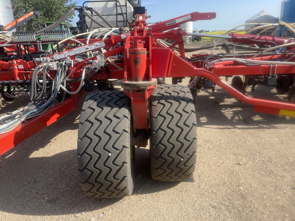 2013 Bourgault 3320QDA Air Drill