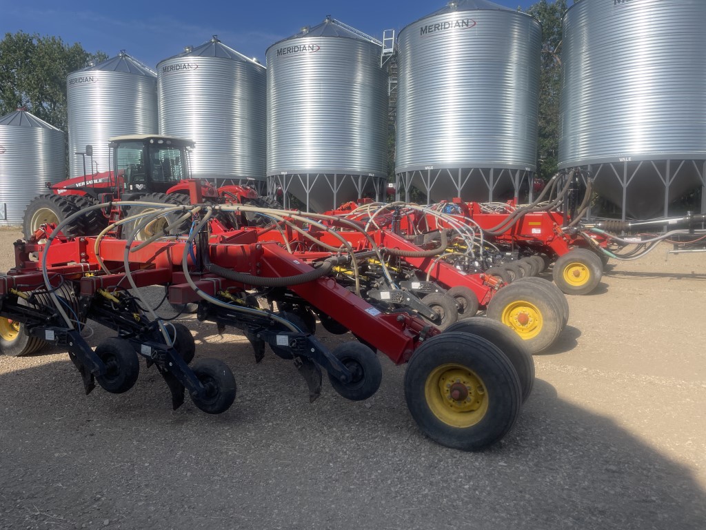 2013 Bourgault 3320QDA Air Drill