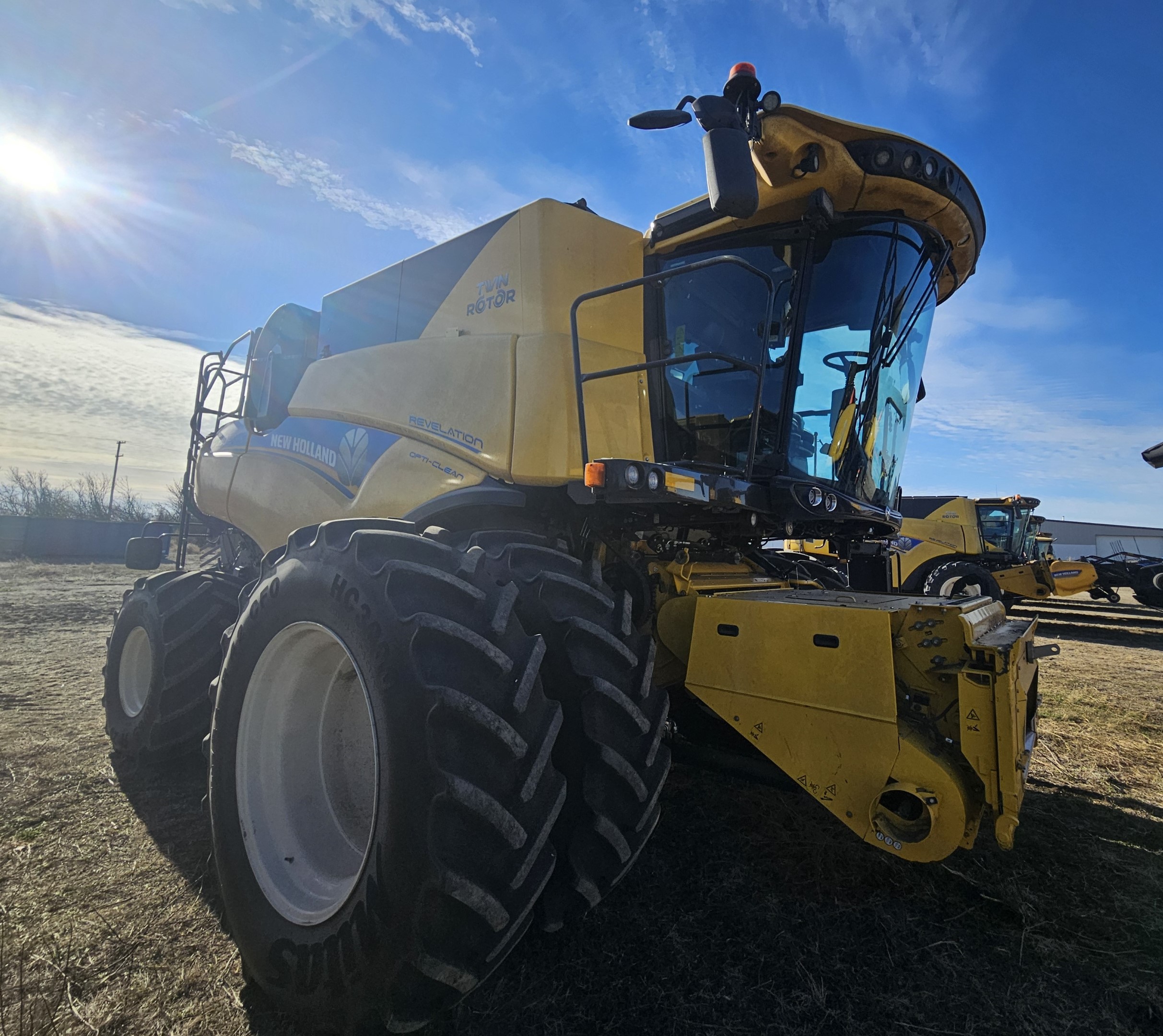 2022 New Holland CR9.90Z Combine