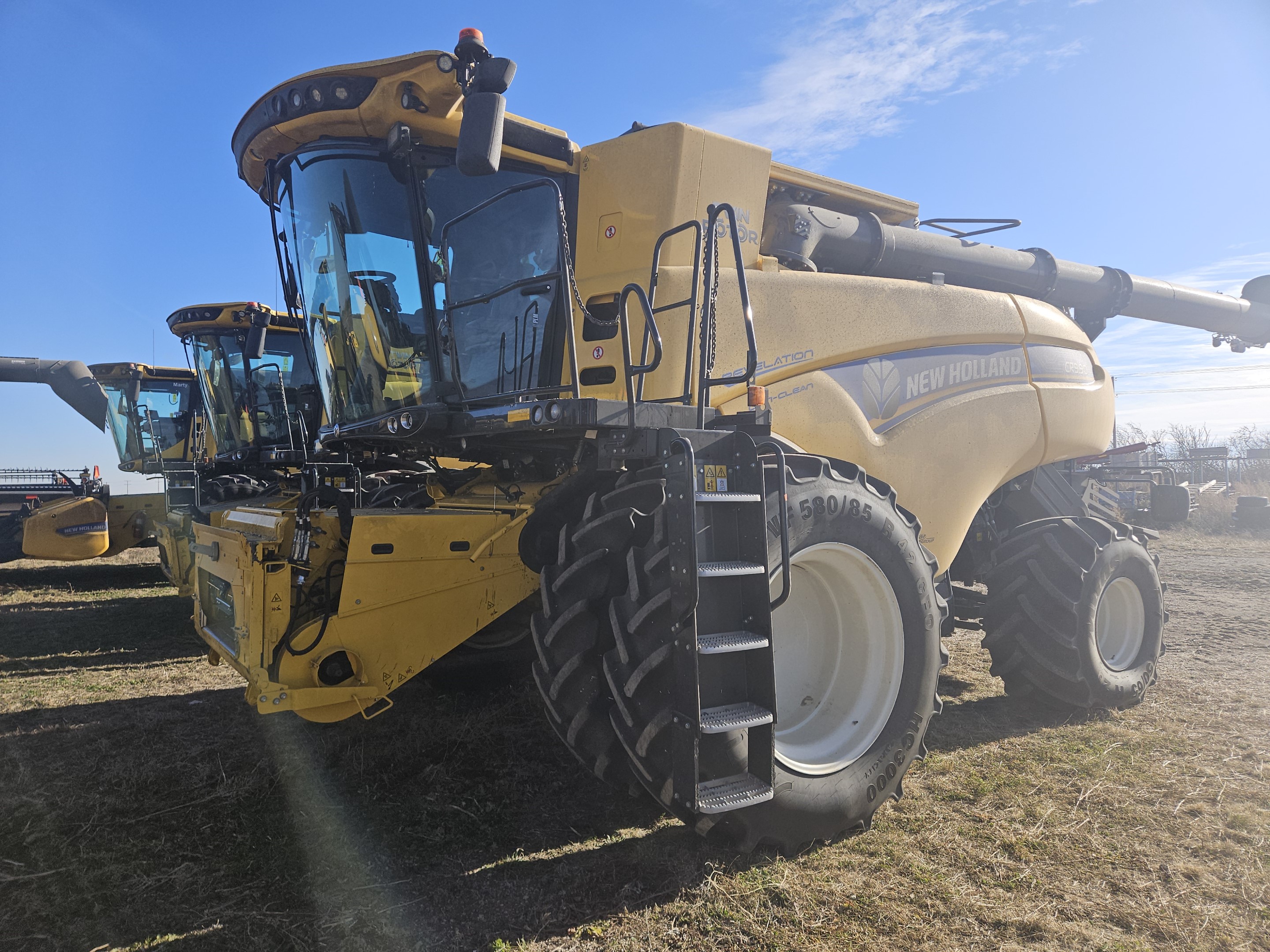 2022 New Holland CR9.90Z Combine