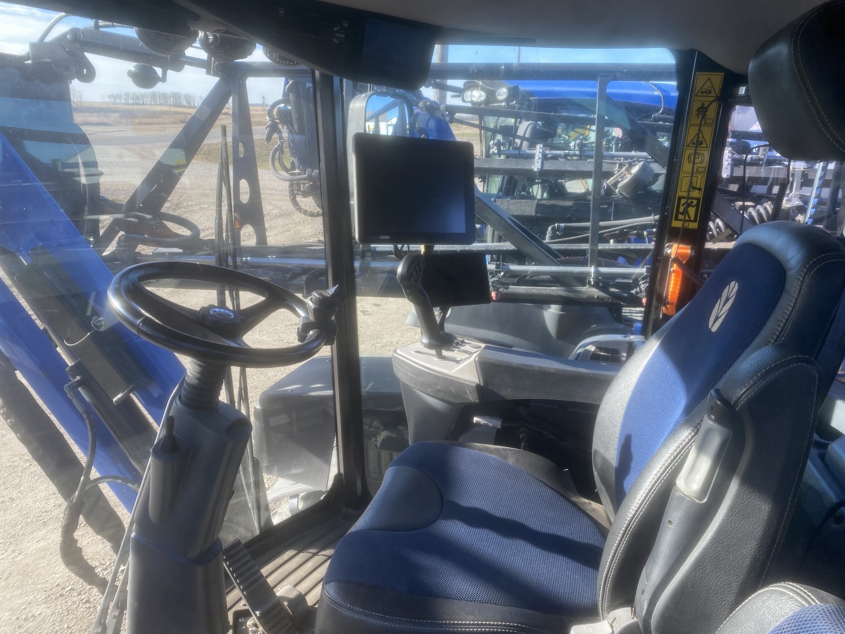 2019 New Holland SP.410F Sprayer/High Clearance