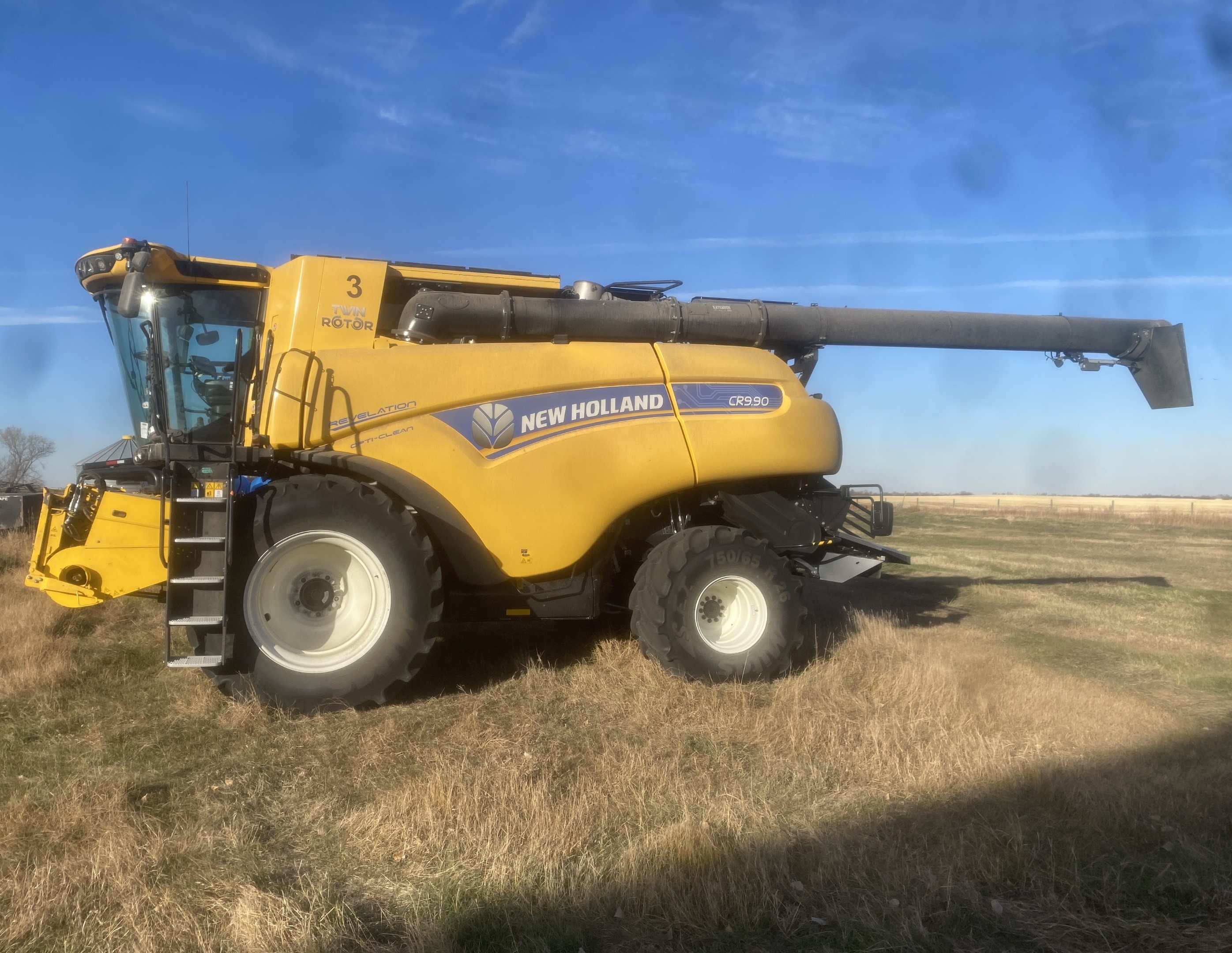 2022 New Holland CR9.90Z Combine