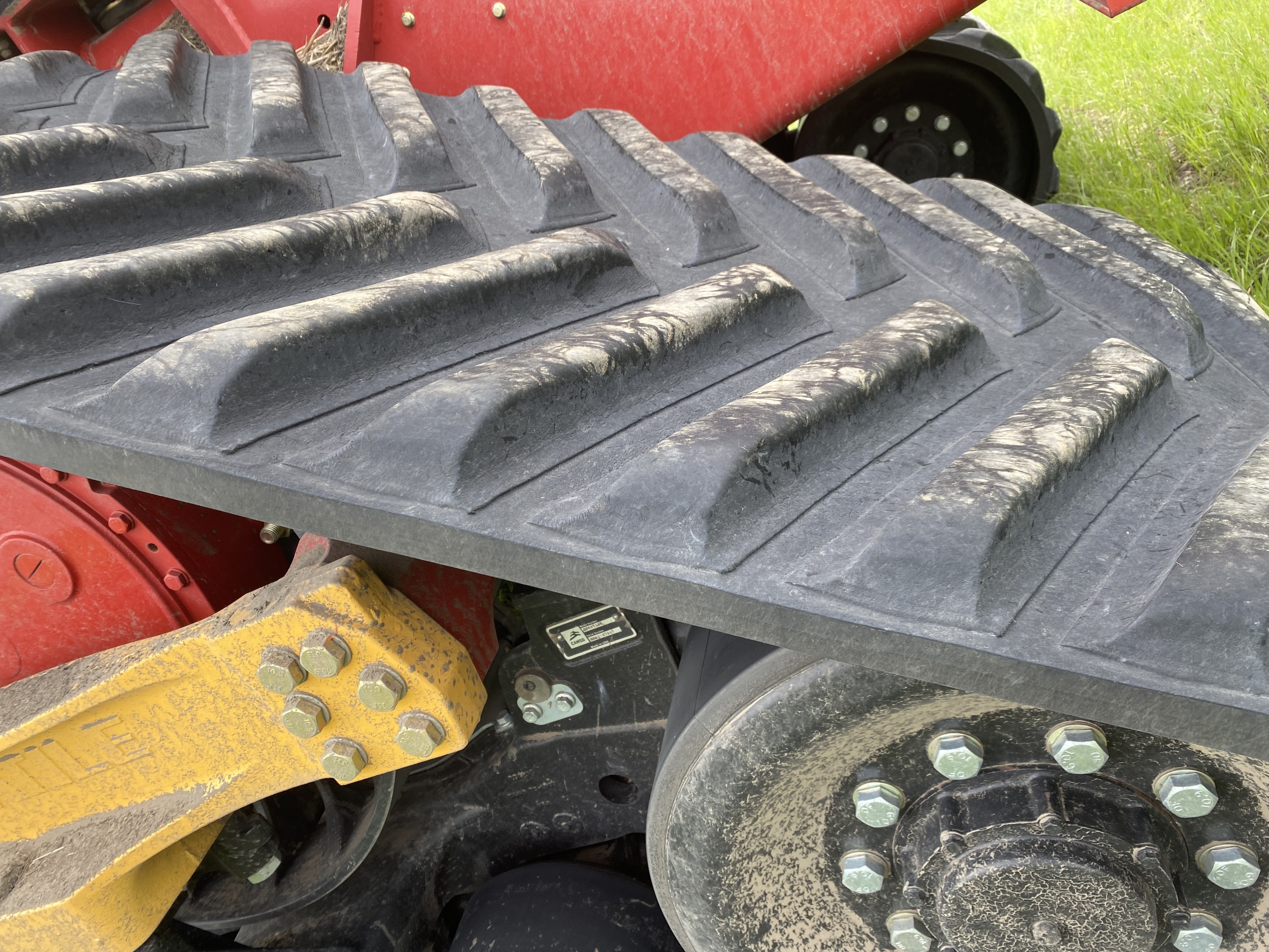 2021 Versatile 610DT Tractor Rubber Track