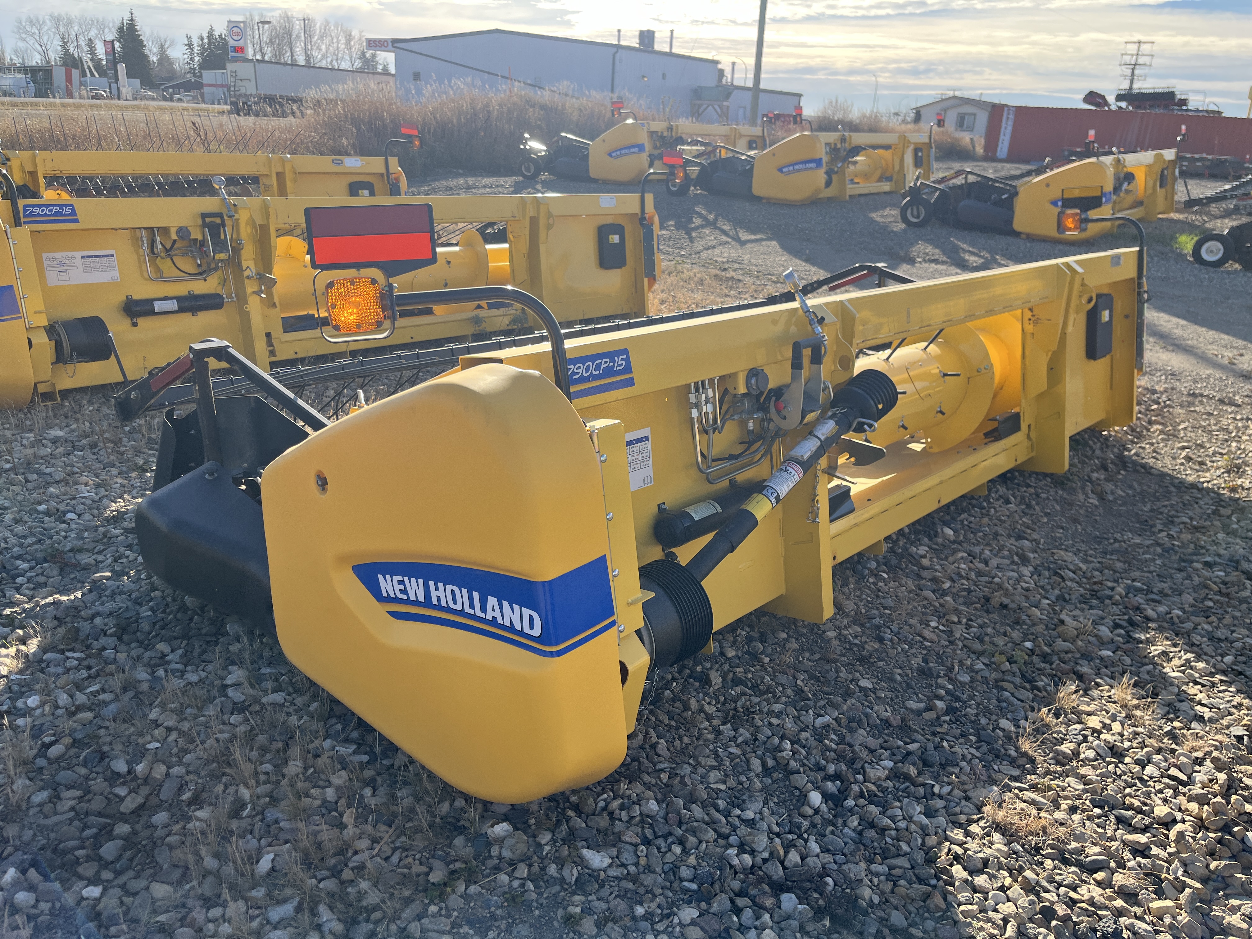 2022 New Holland 790CP Header Pickup