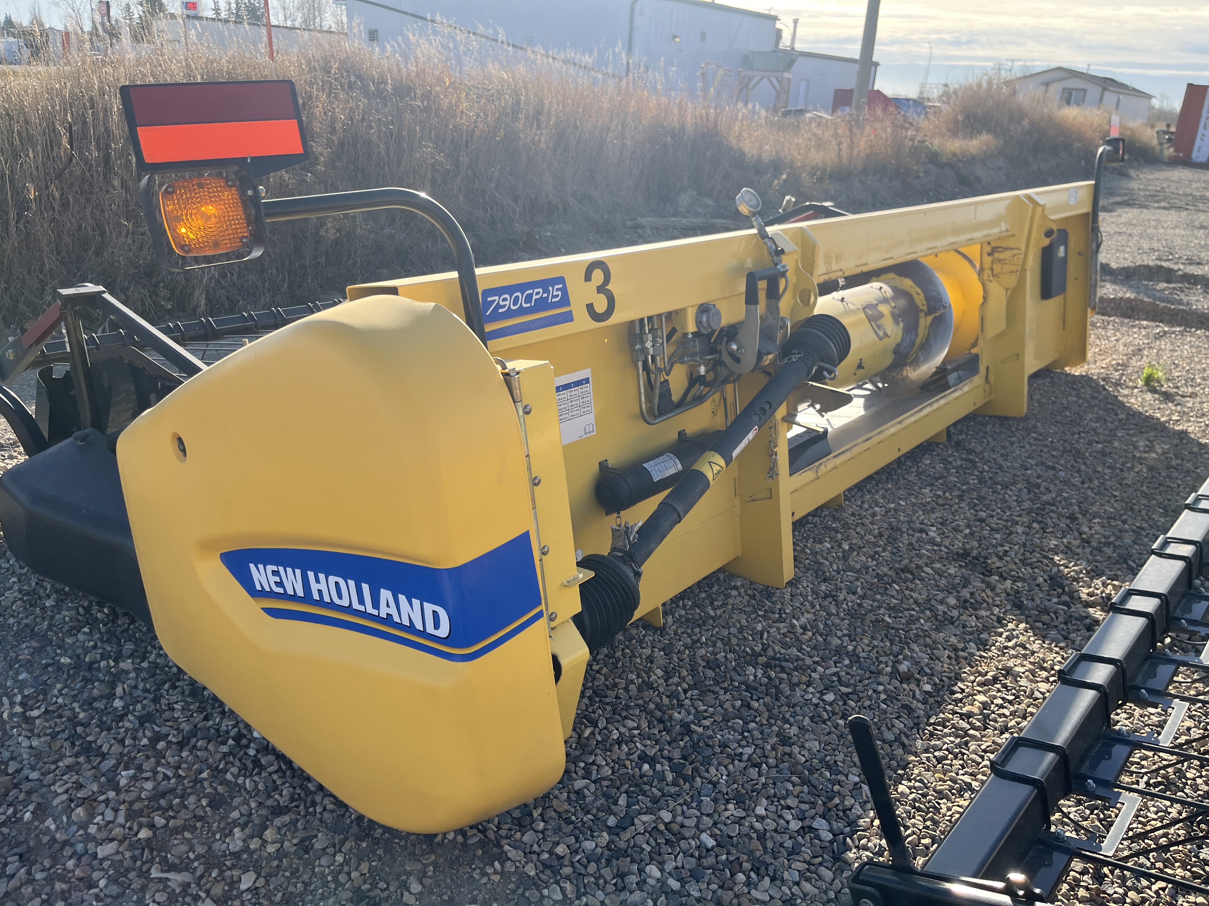 2017 New Holland 790CP-15 Header Pickup