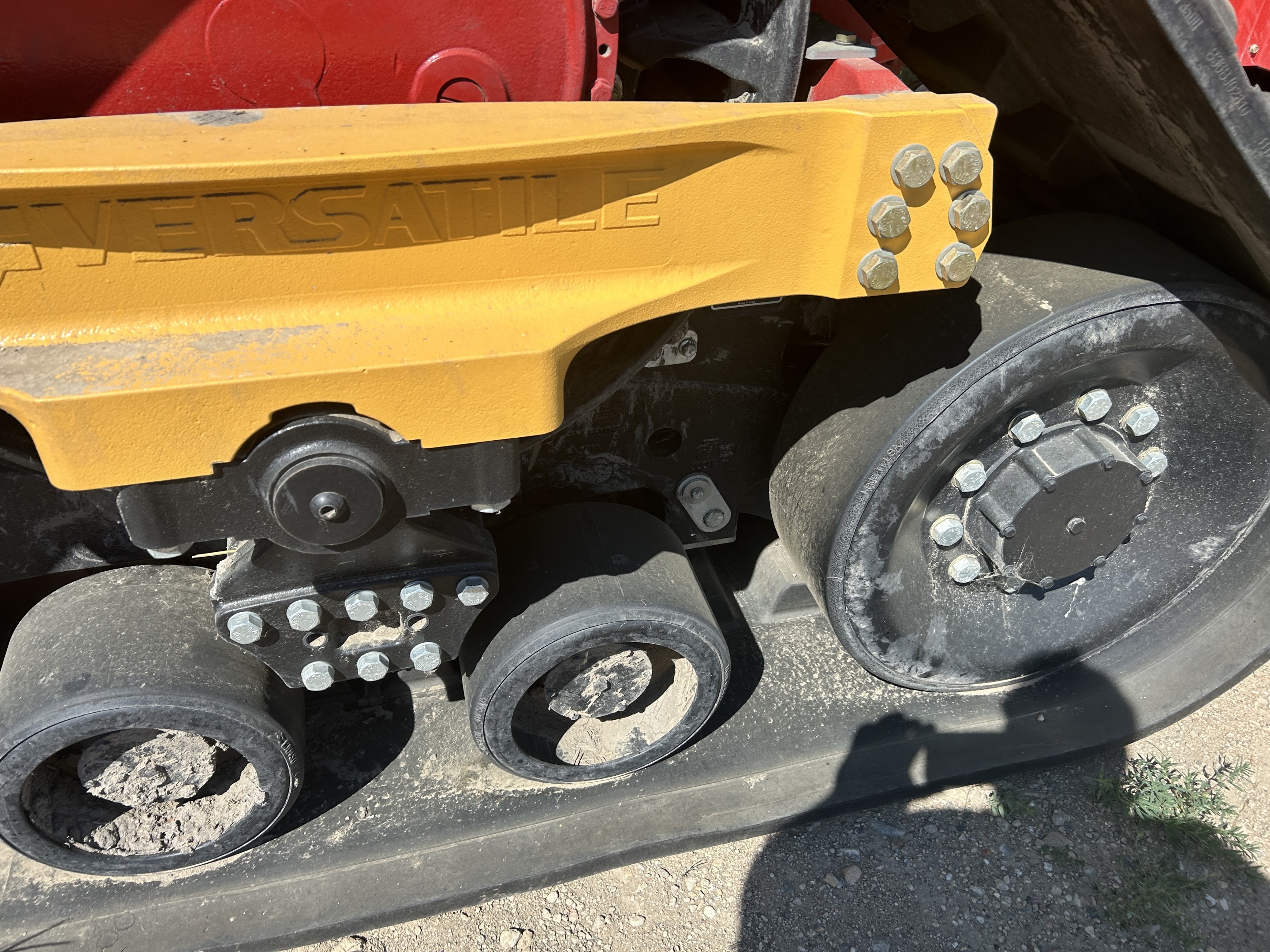 2019 Versatile 610DT Tractor Rubber Track