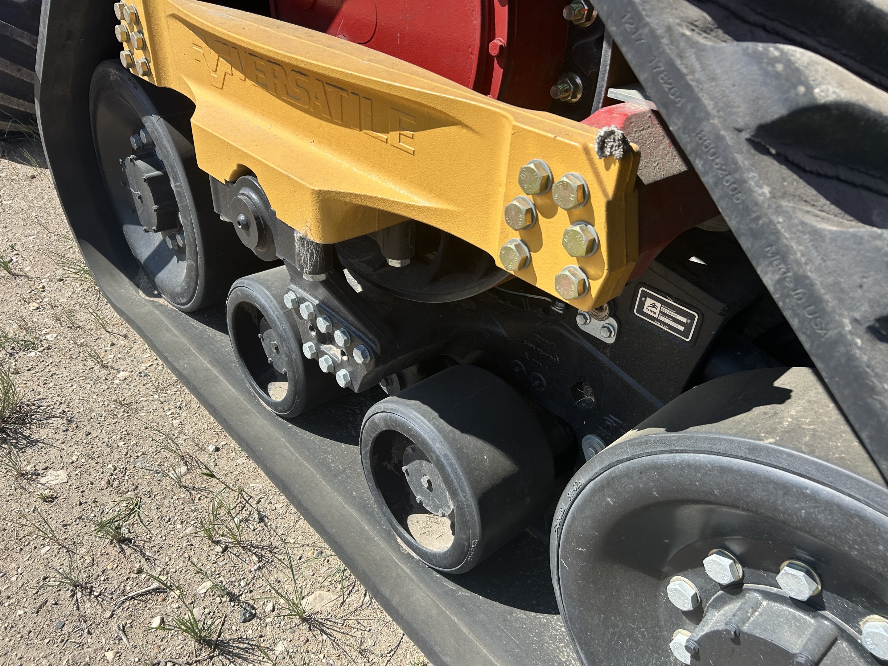 2019 Versatile 610DT Tractor Rubber Track