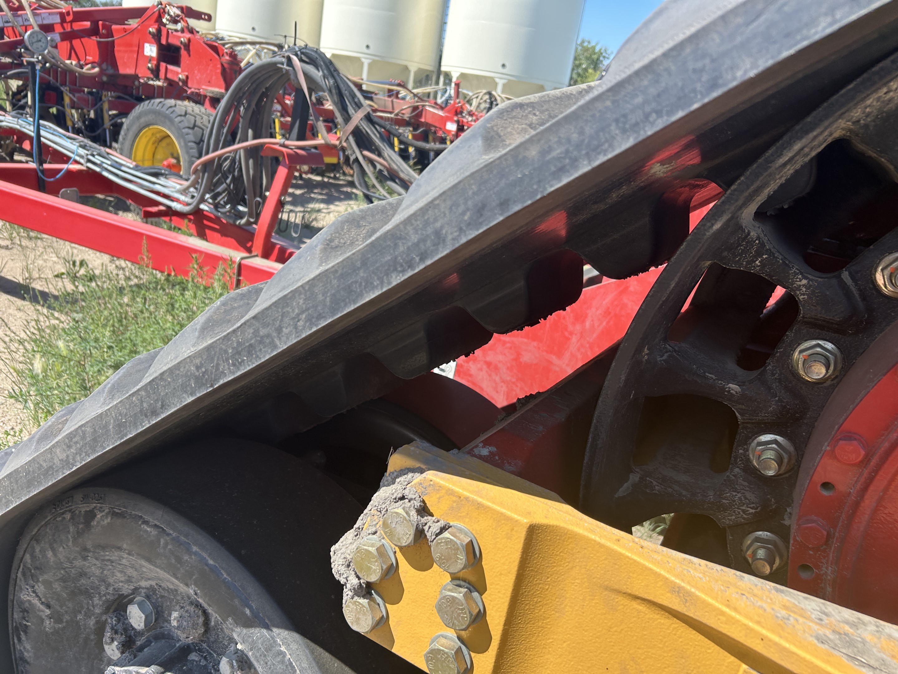 2019 Versatile 610DT Tractor Rubber Track