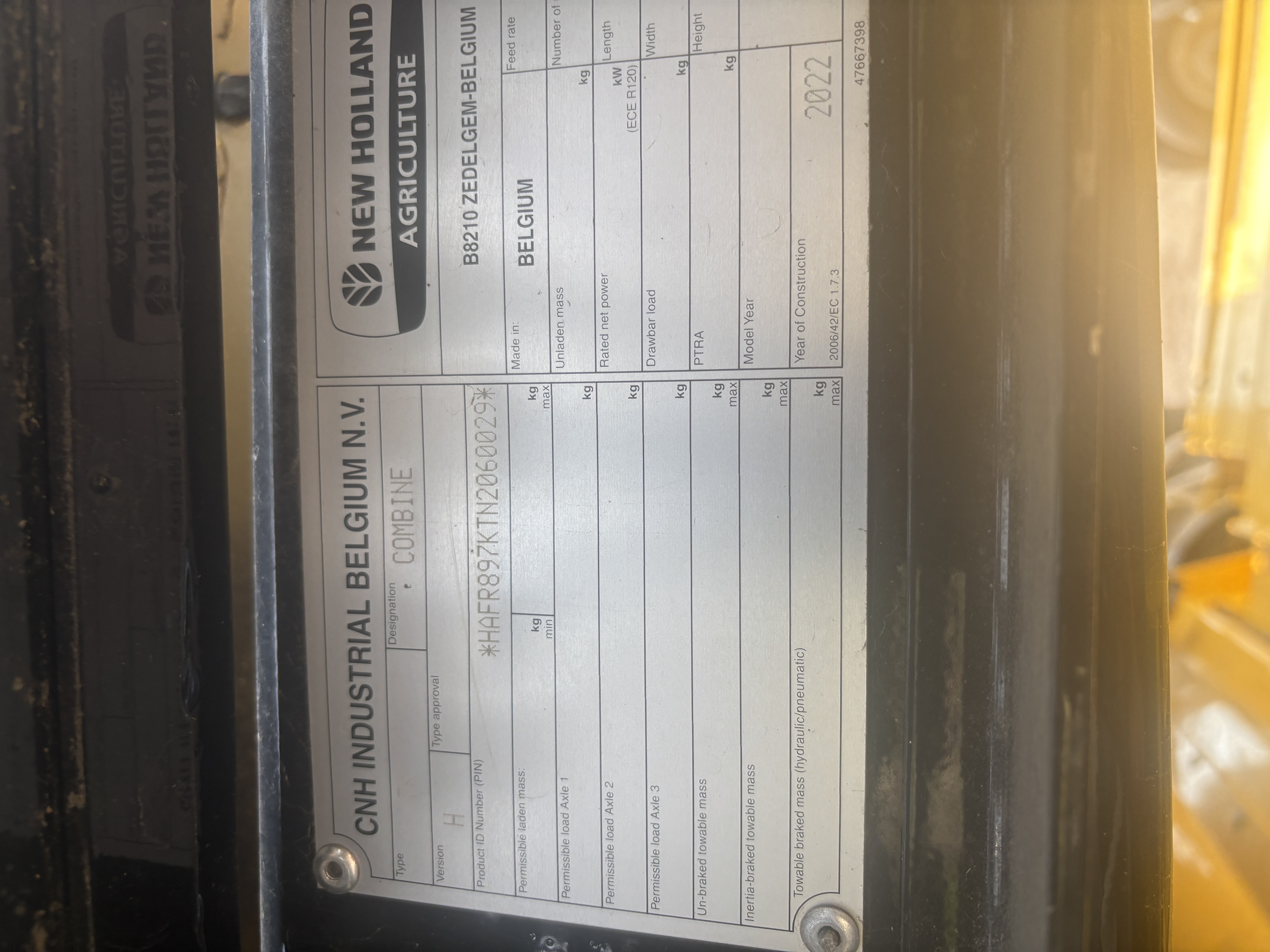 2022 New Holland CR8.90Z Combine