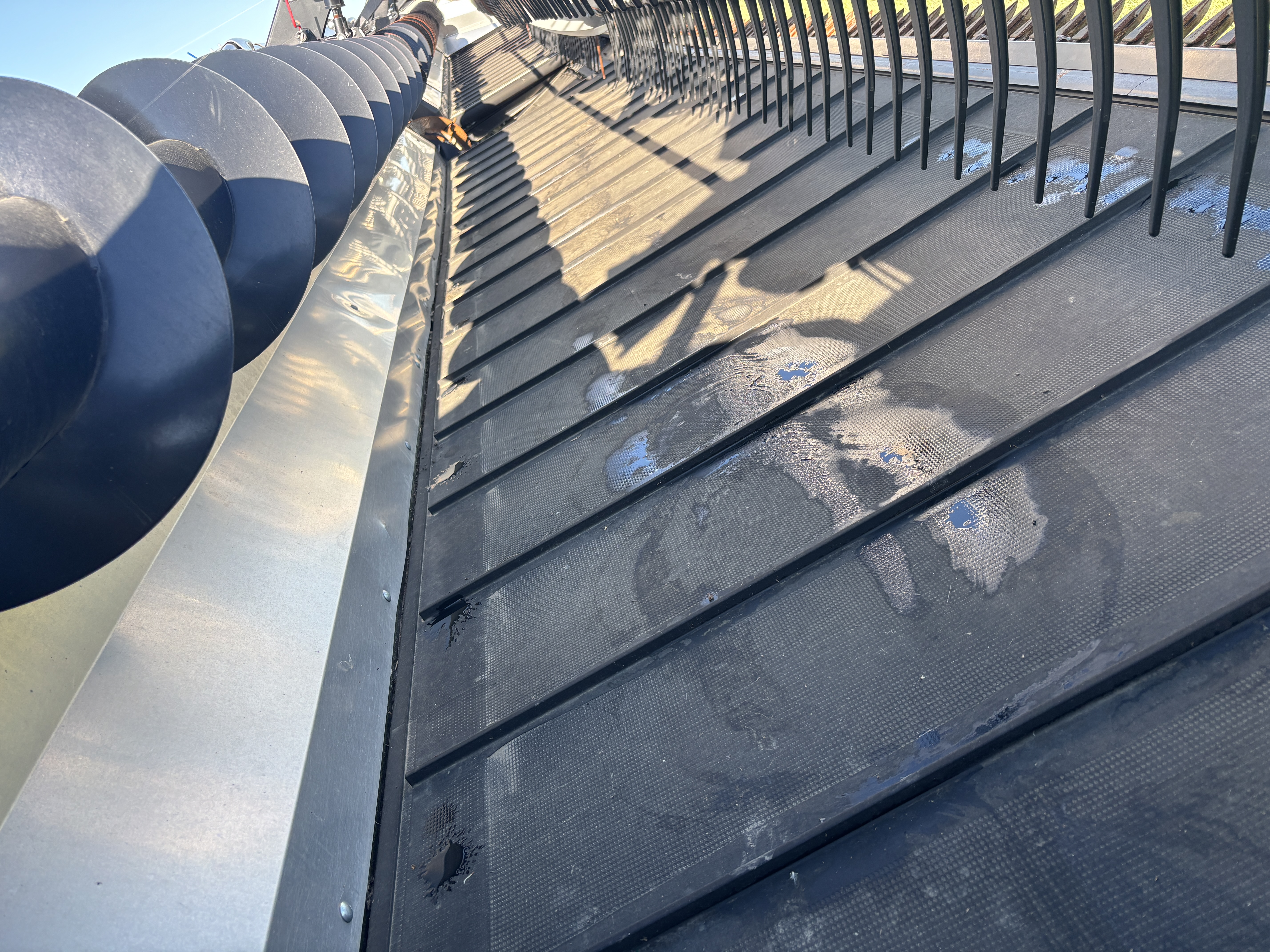 2023 MacDon FD245 Header Draper Flex