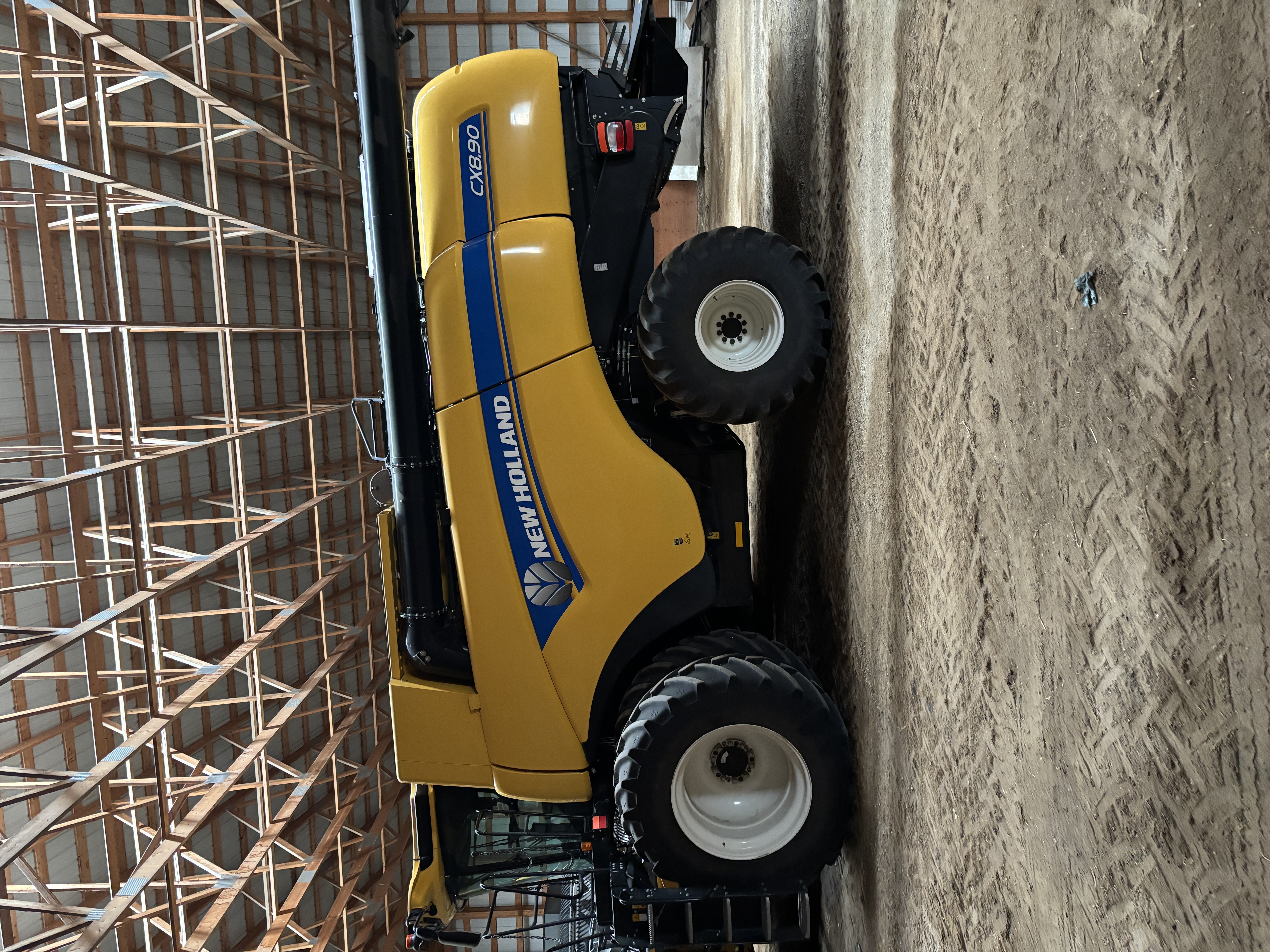 2020 New Holland CX8.90 Combine