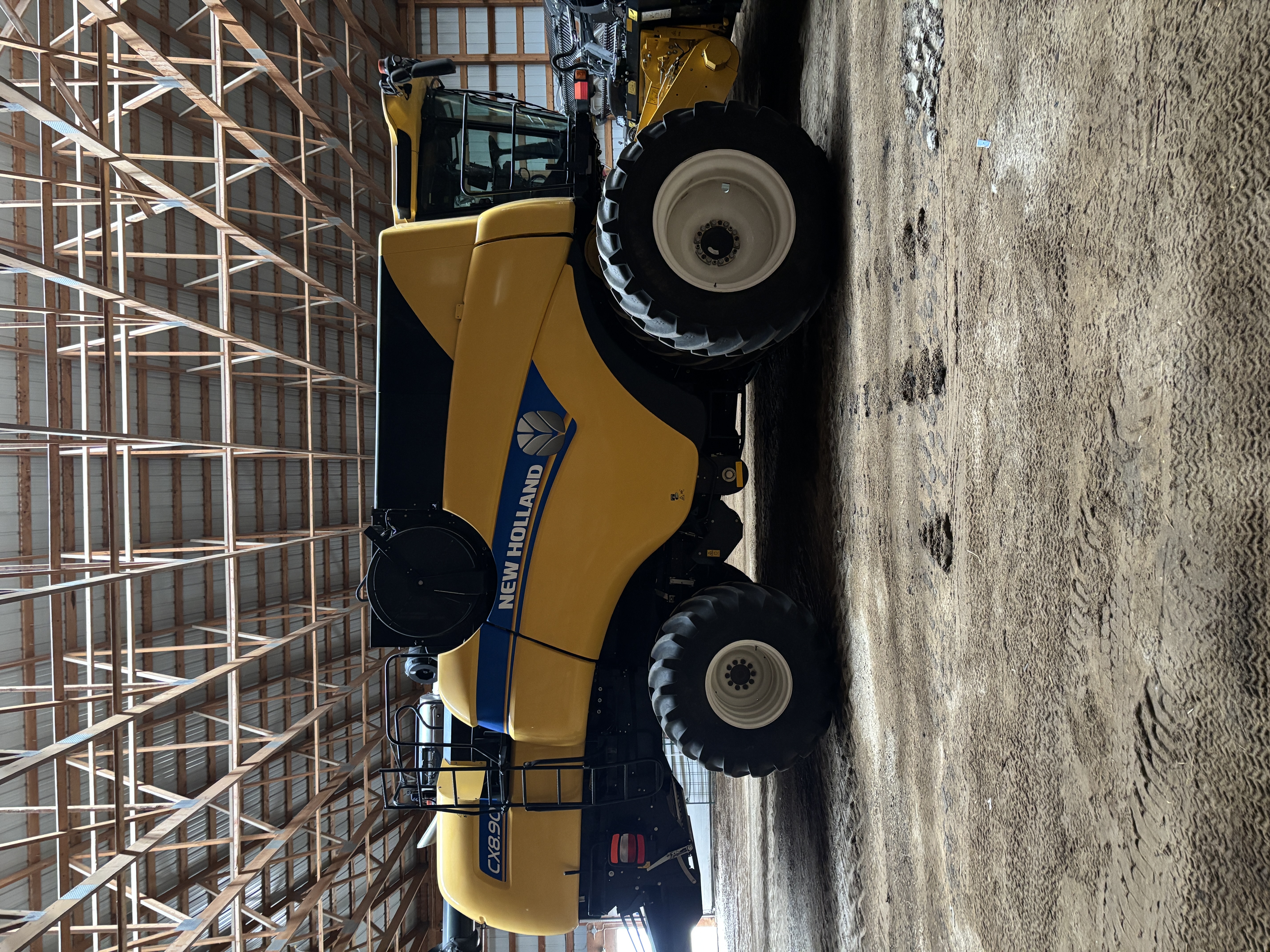 2020 New Holland CX8.90 Combine