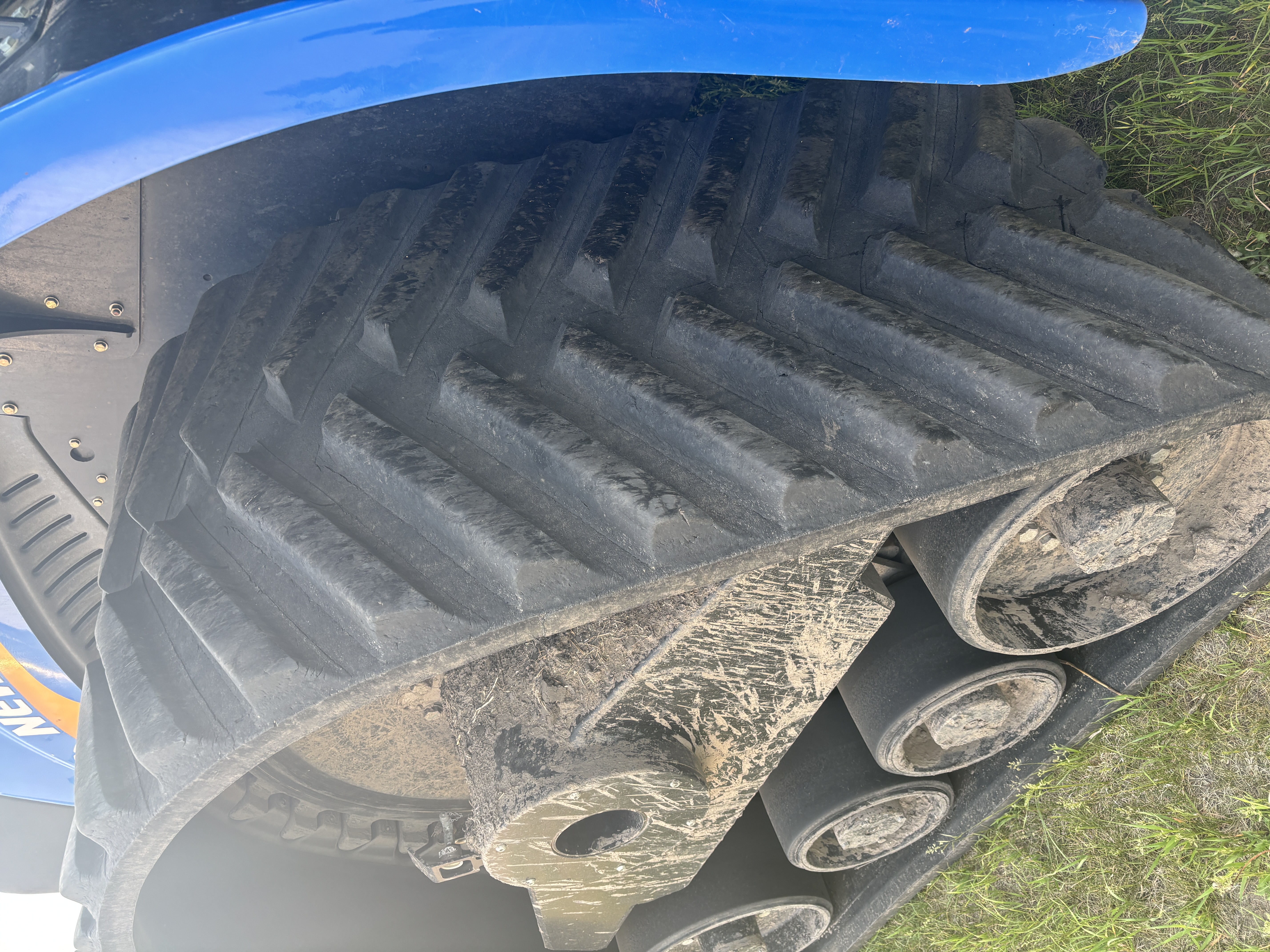 2017 New Holland T9.600 Tractor Rubber Track