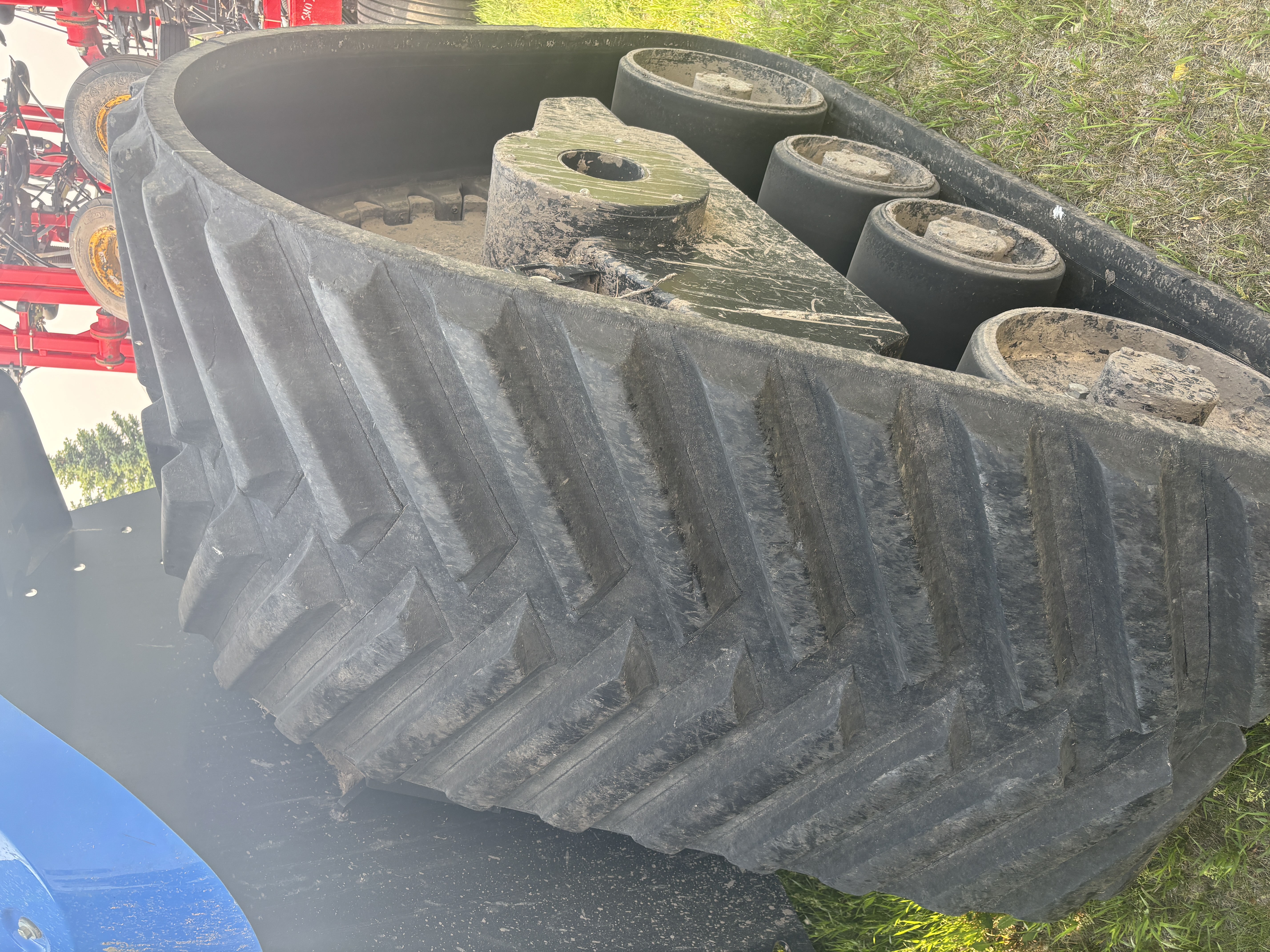2017 New Holland T9.600 Tractor Rubber Track