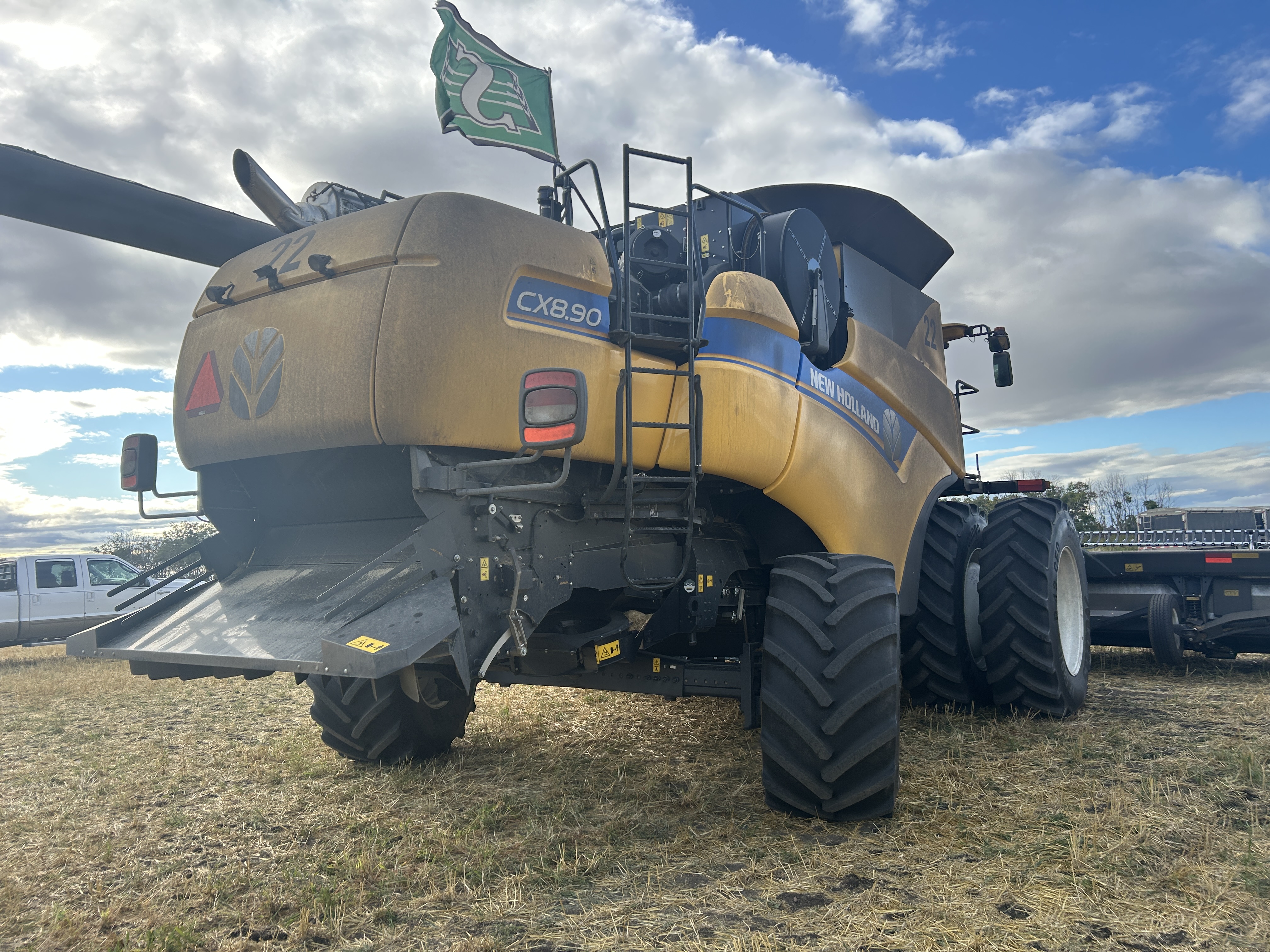 2022 New Holland CX8.90 Combine