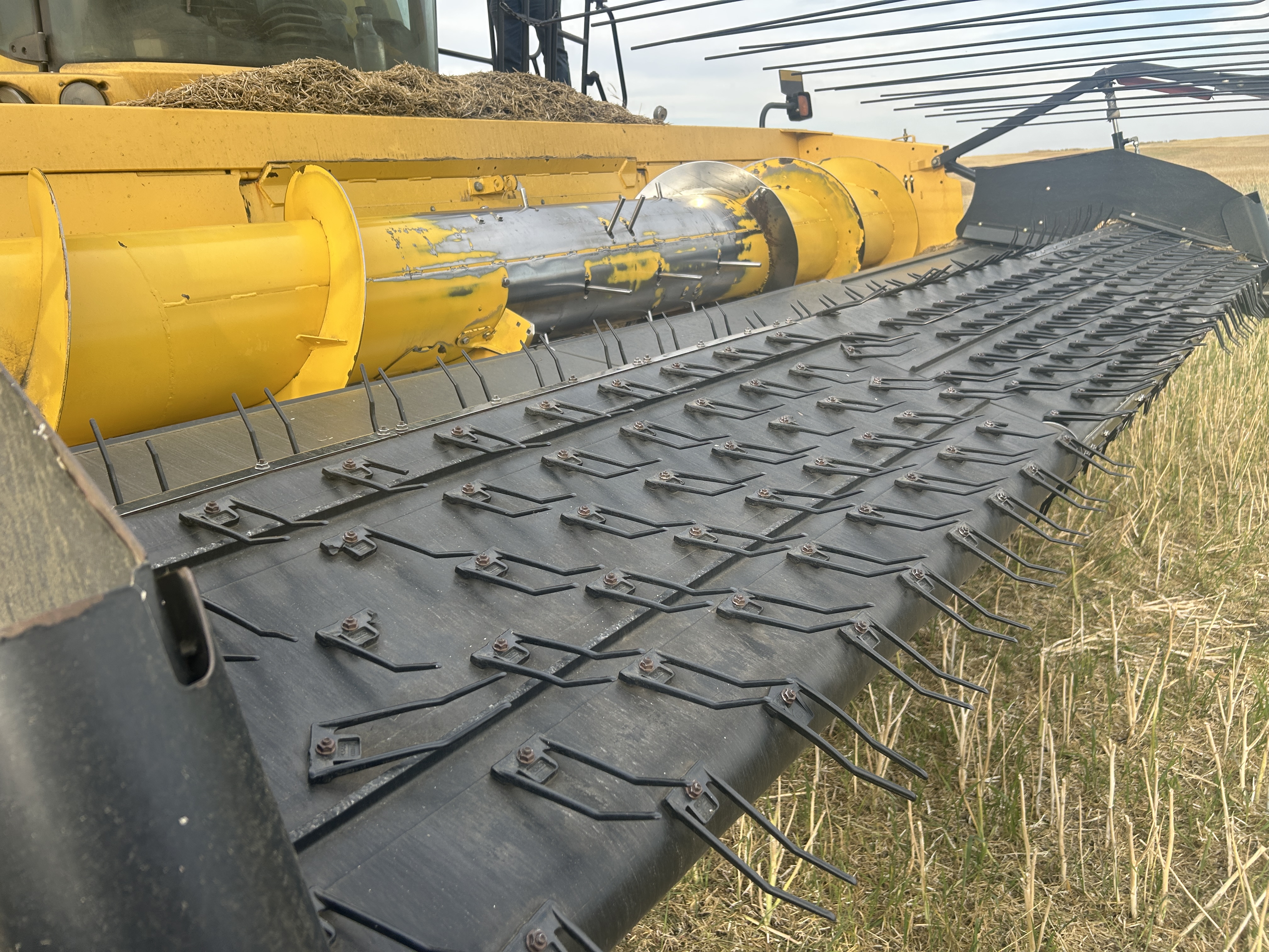 2012 New Holland CX8080 Combine