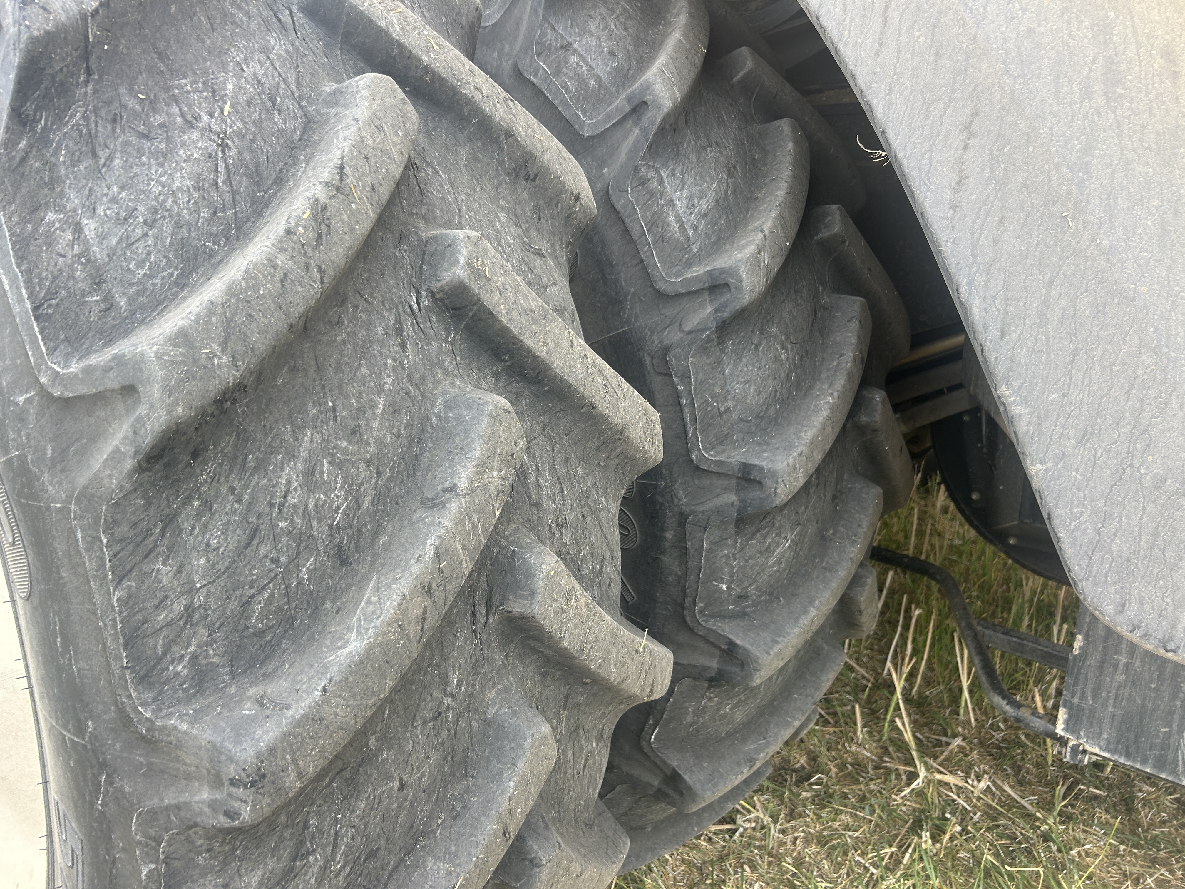 2012 New Holland CX8080 Combine