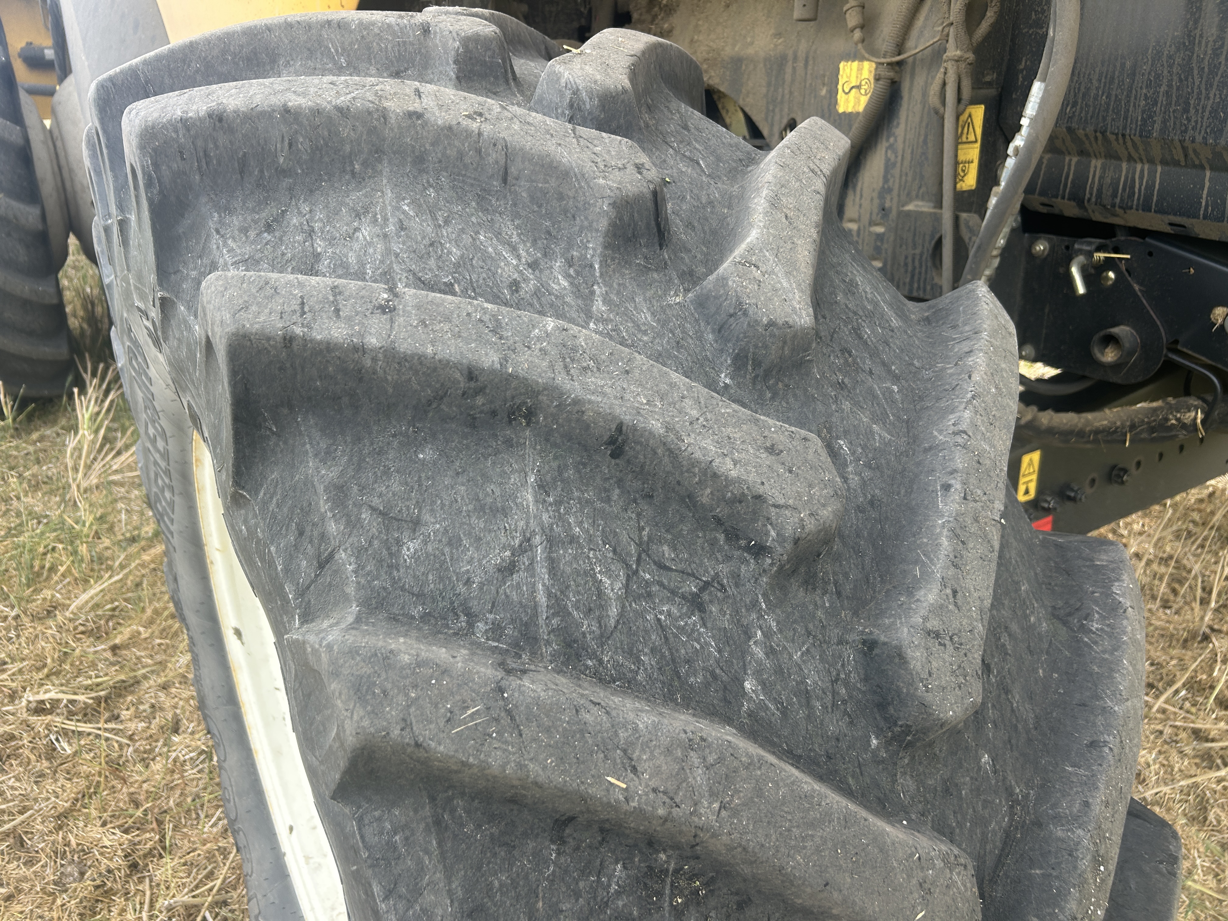 2012 New Holland CX8080 Combine