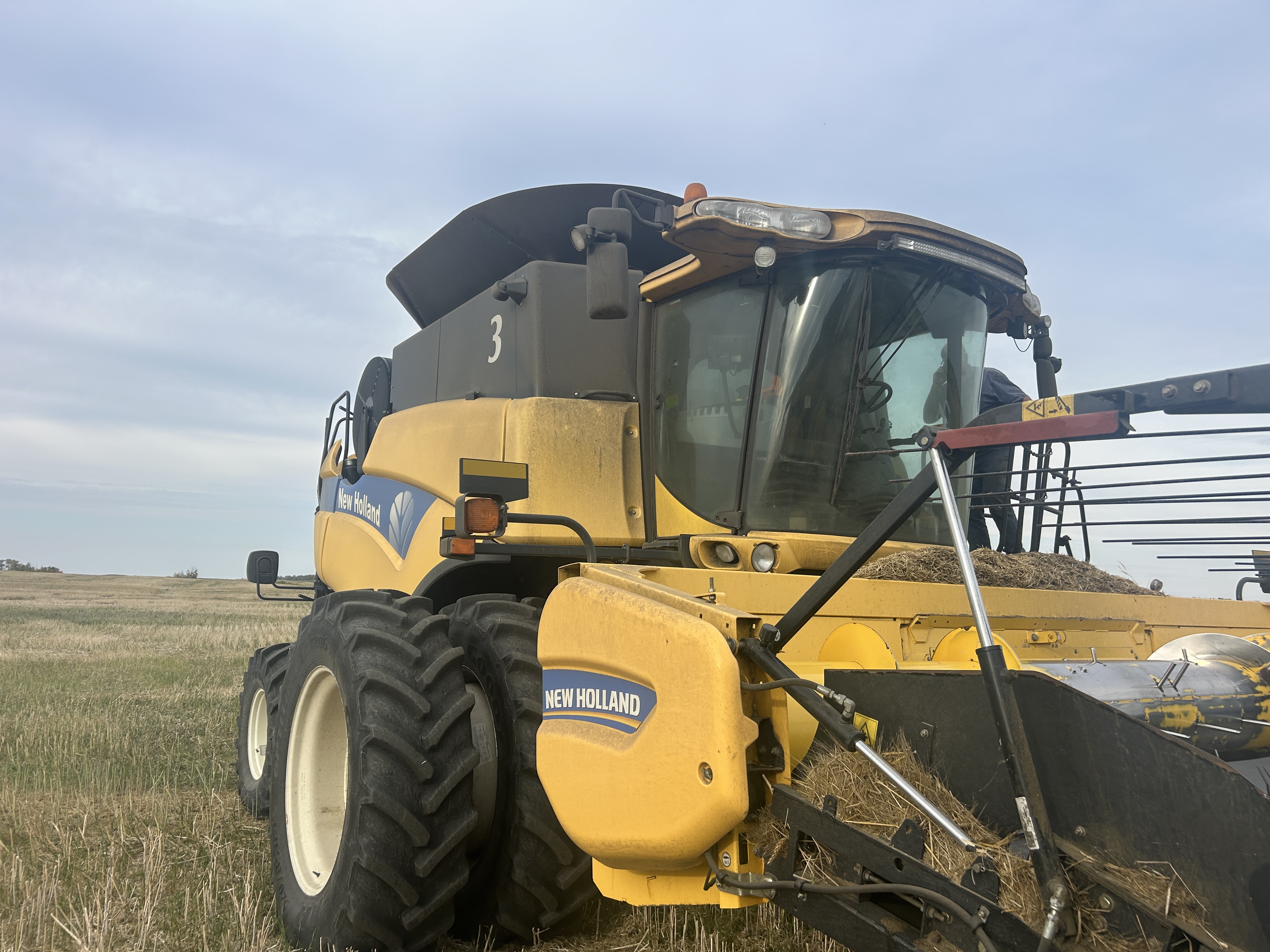 2012 New Holland CX8080 Combine