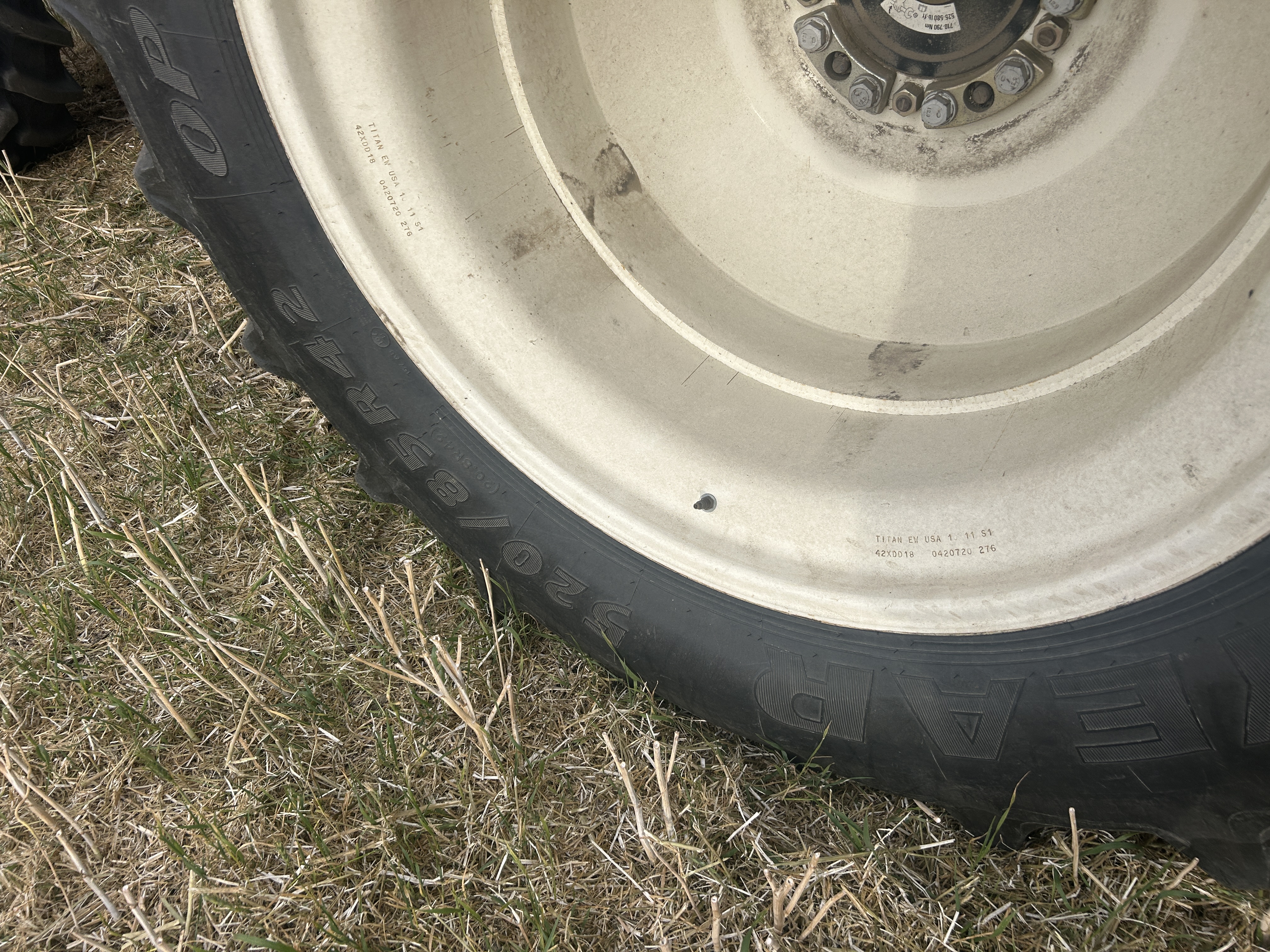 2012 New Holland CX8080 Combine