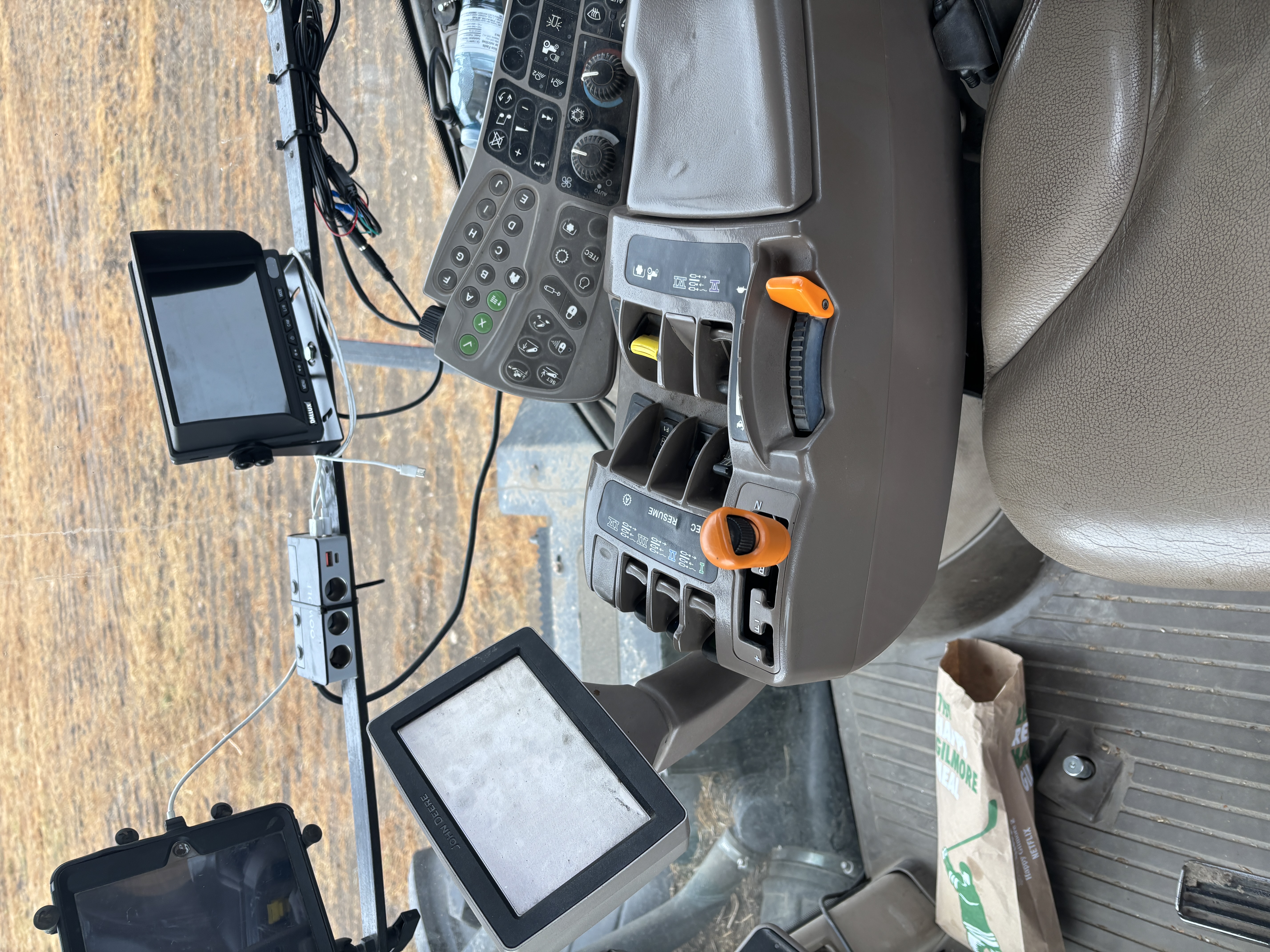 2012 John Deere 9560R Tractor 4WD