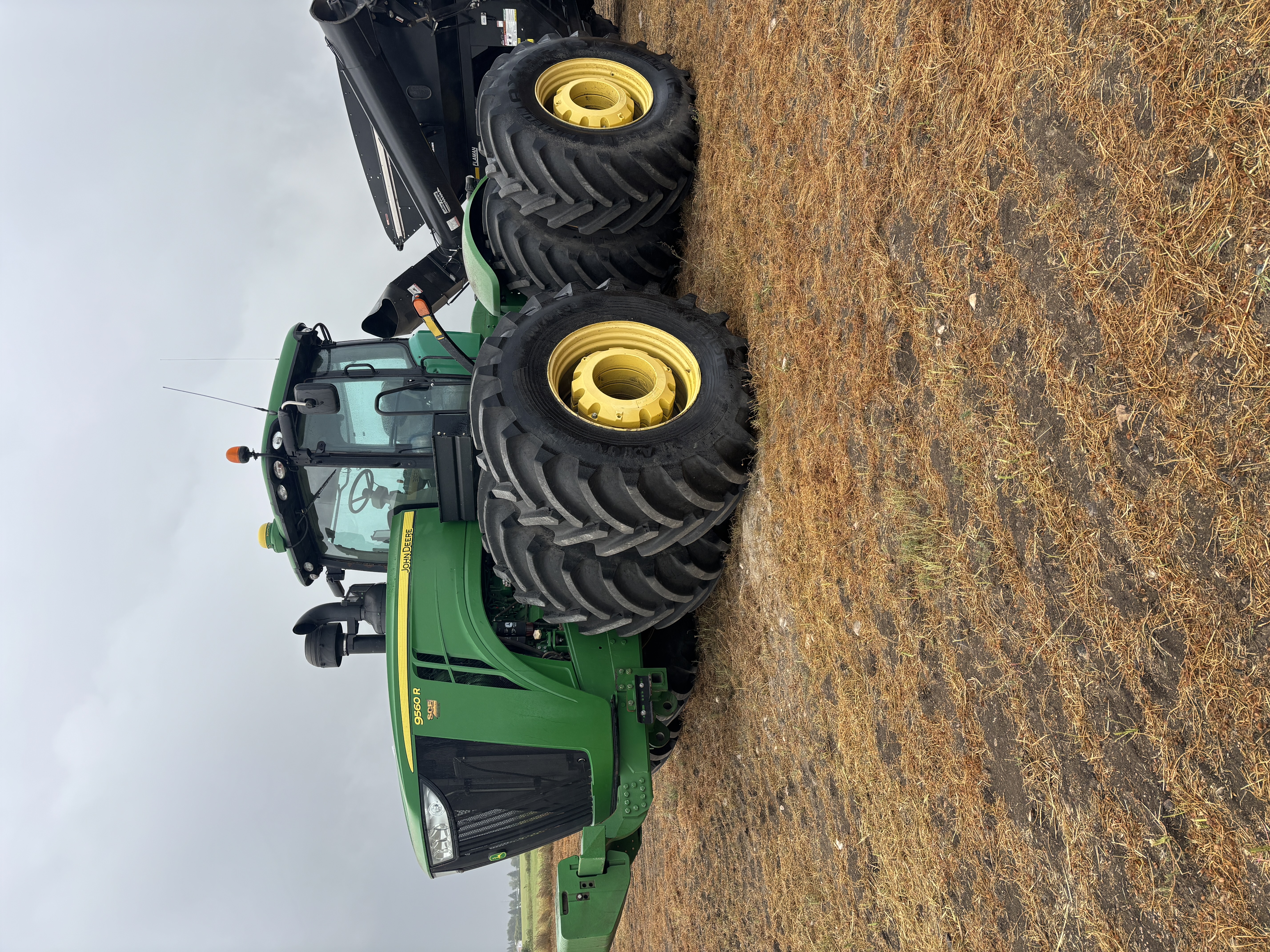 2012 John Deere 9560R Tractor 4WD