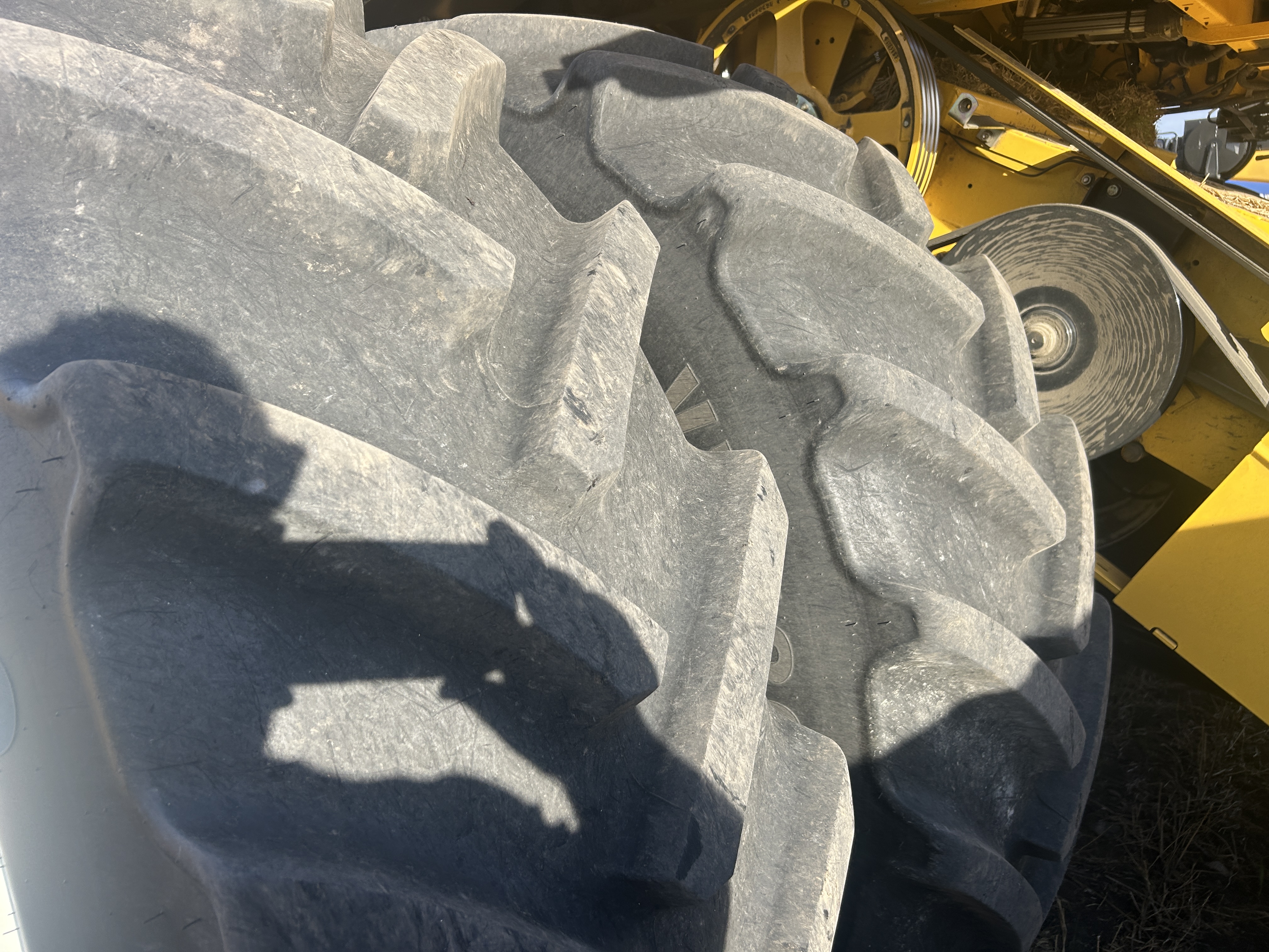 2024 New Holland CX8.90 Combine