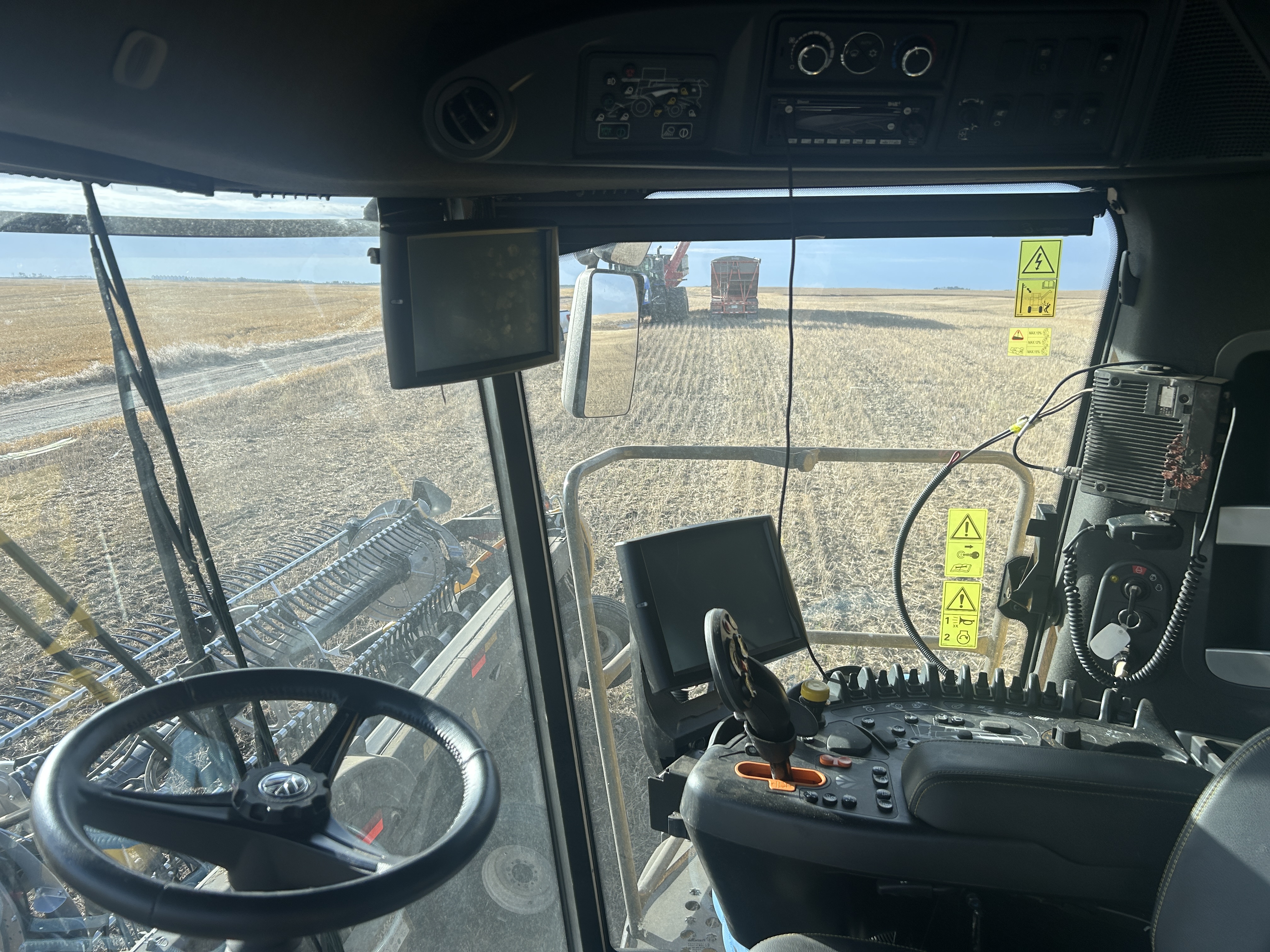 2024 New Holland CX8.90 Combine