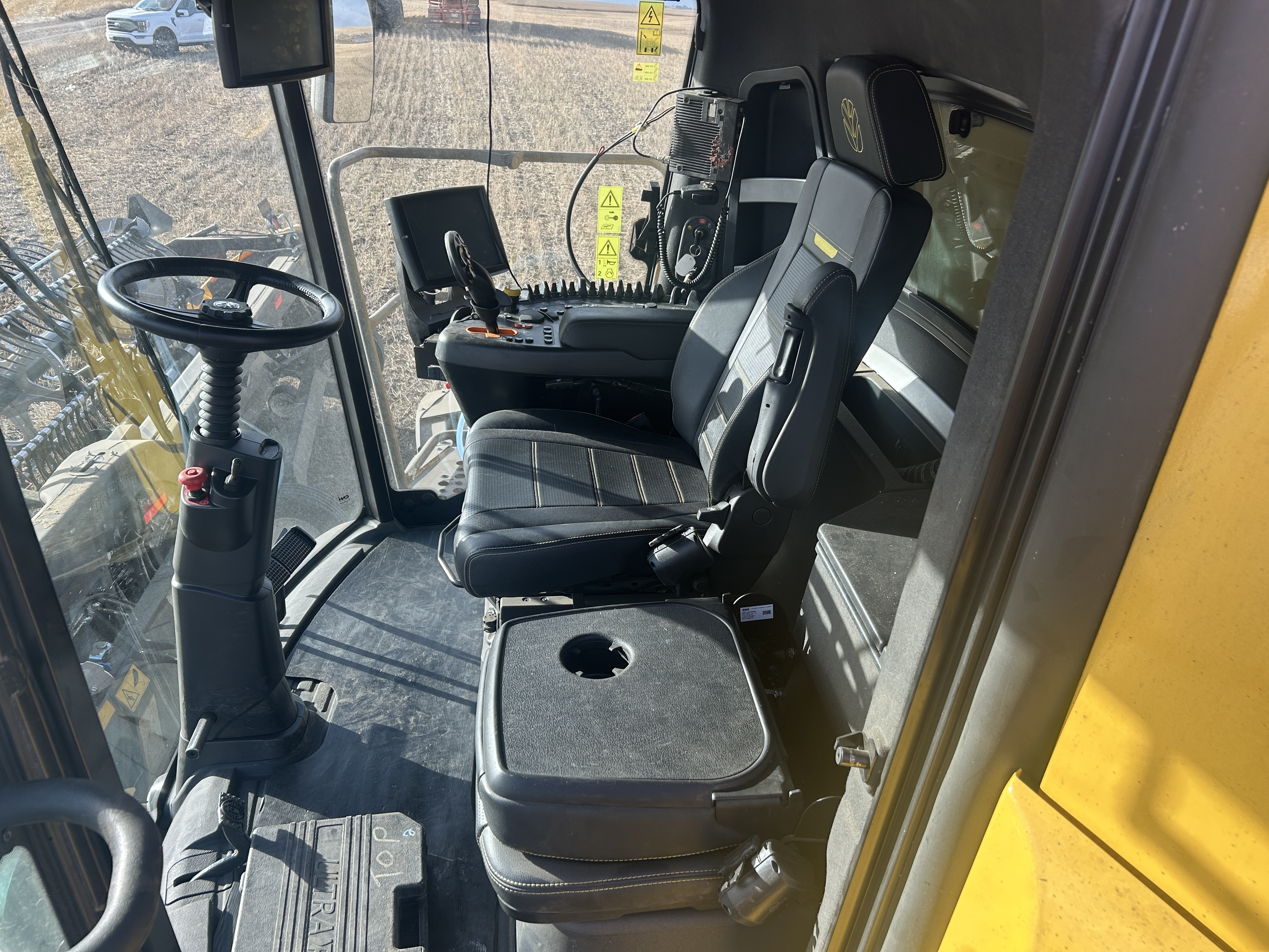 2024 New Holland CX8.90 Combine