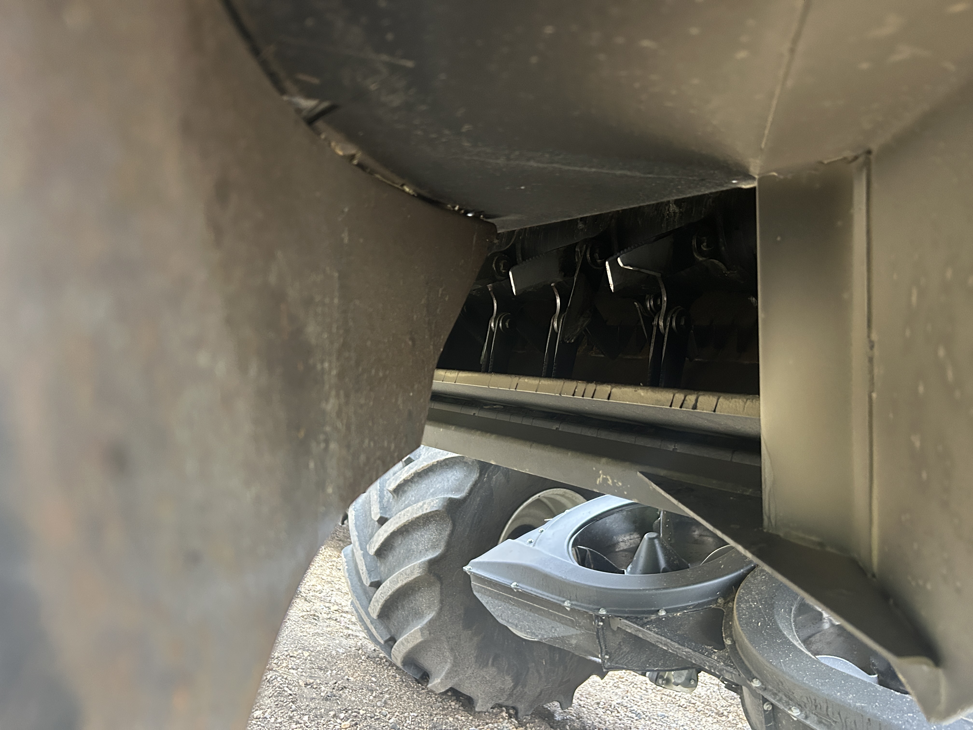 2023 New Holland CX8.90 Combine