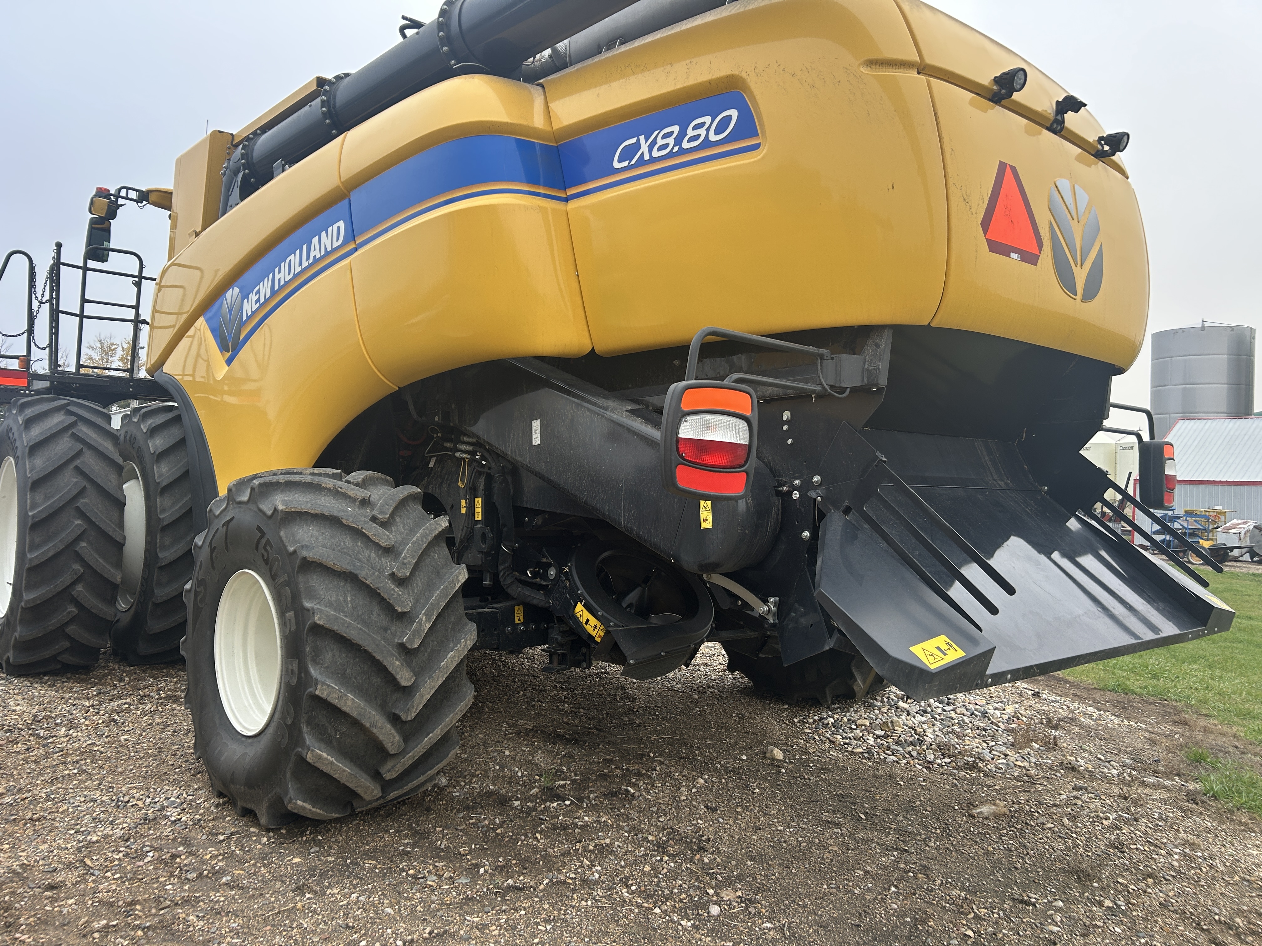 2023 New Holland CX8.90 Combine
