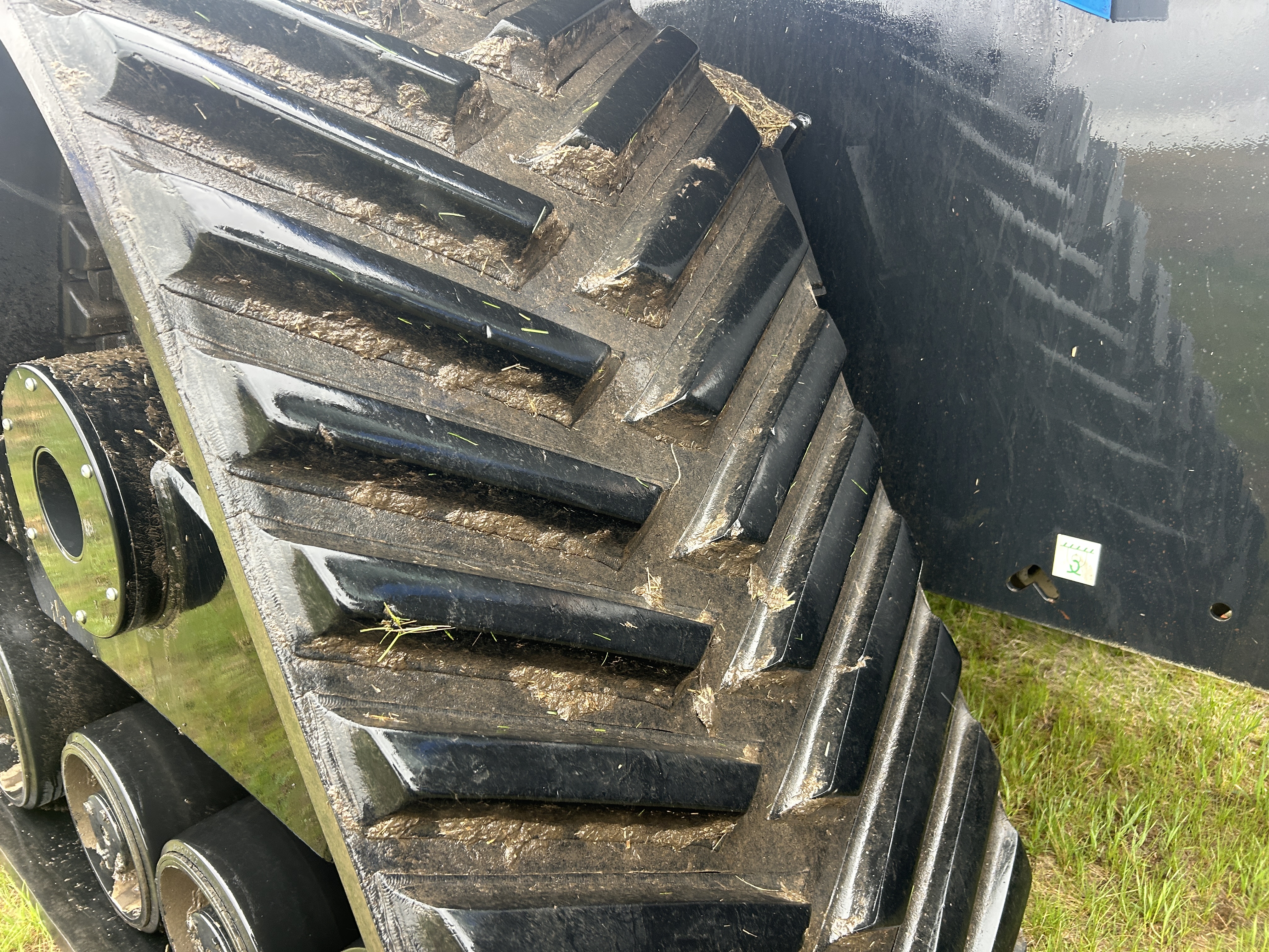 2018 New Holland T9.700 Tractor Rubber Track