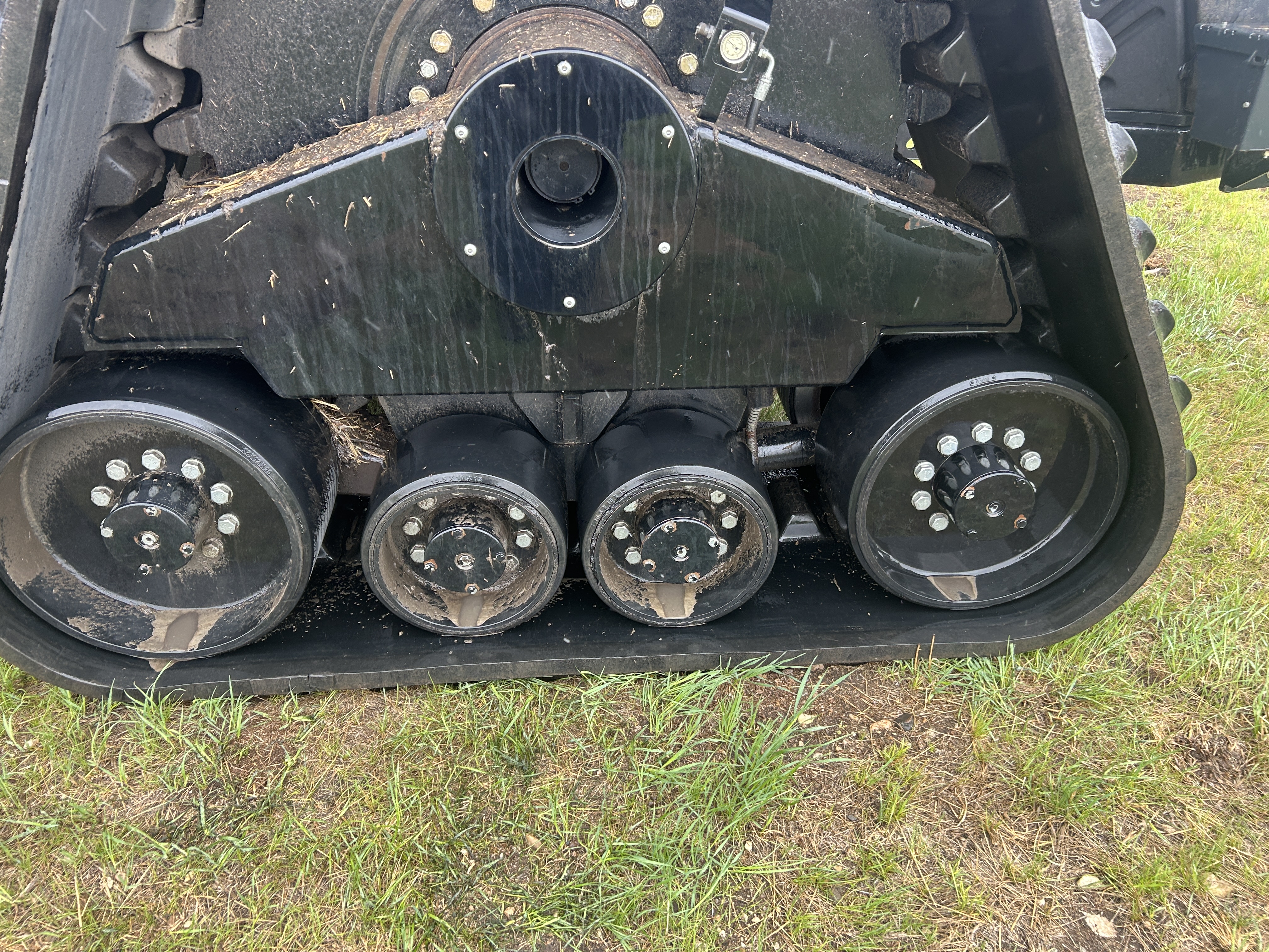 2018 New Holland T9.700 Tractor Rubber Track