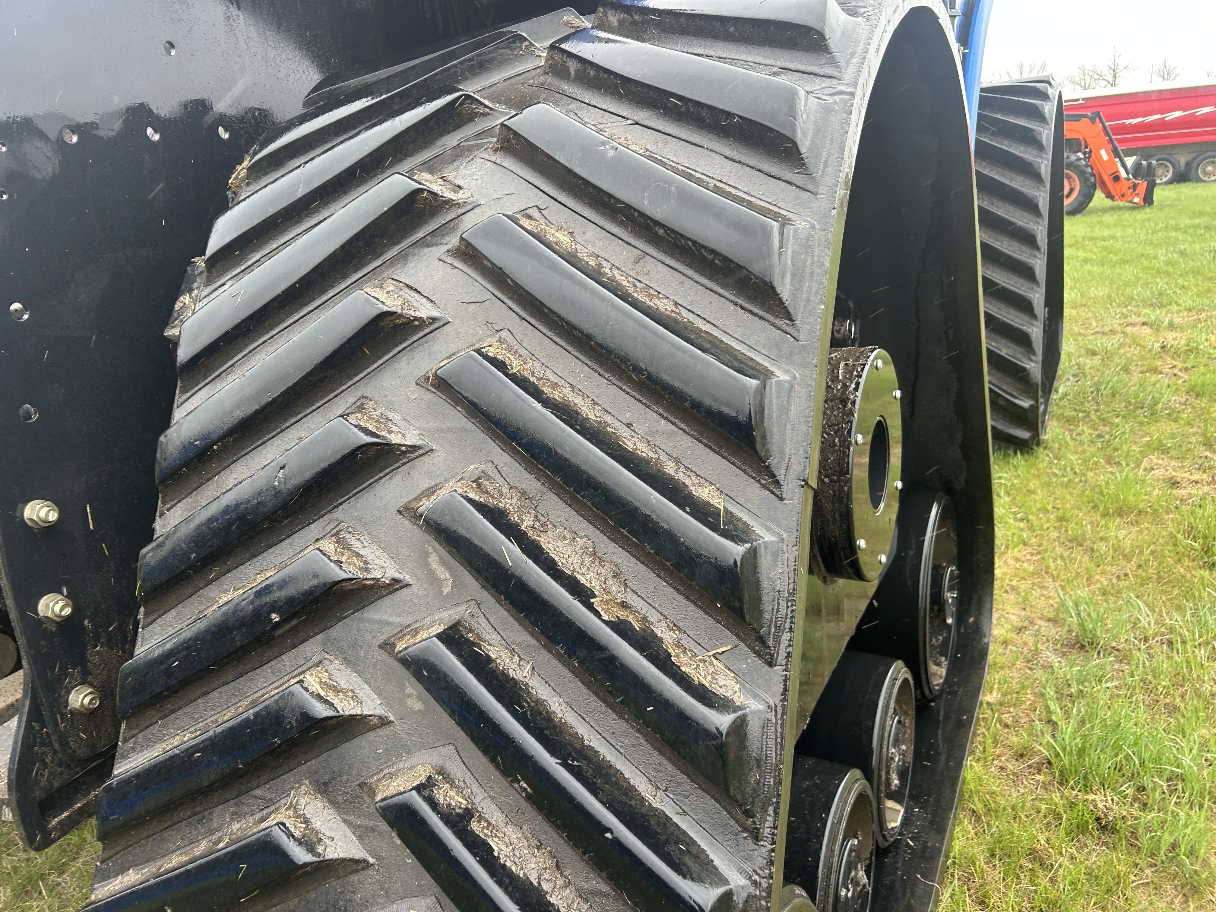 2018 New Holland T9.700 Tractor Rubber Track