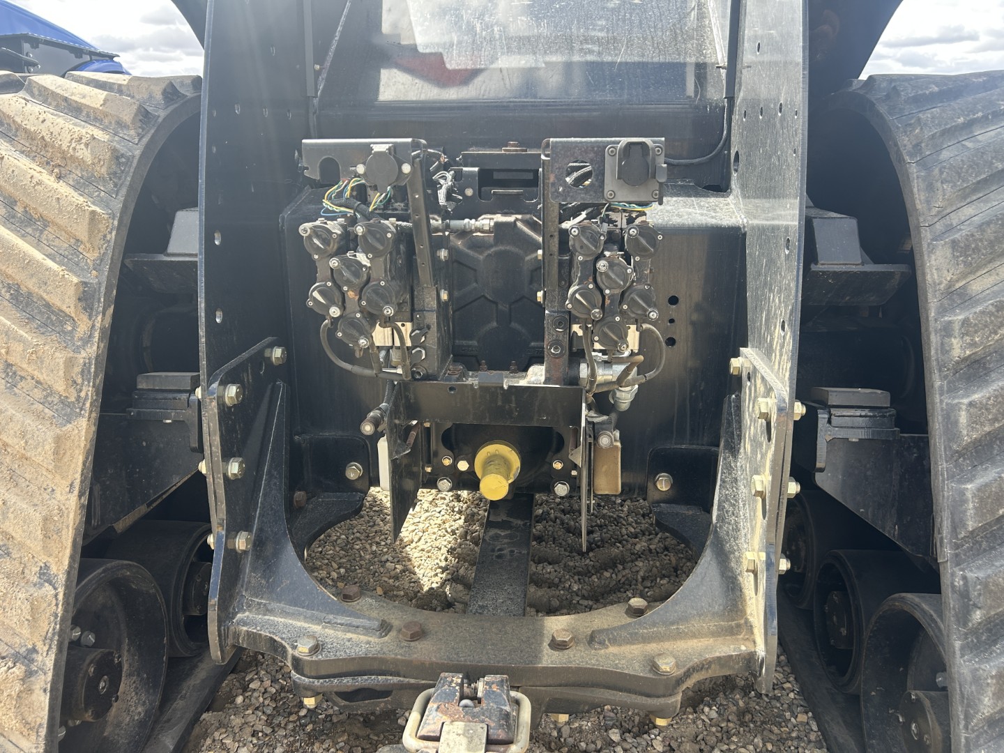 2018 New Holland T9.700 Tractor Rubber Track