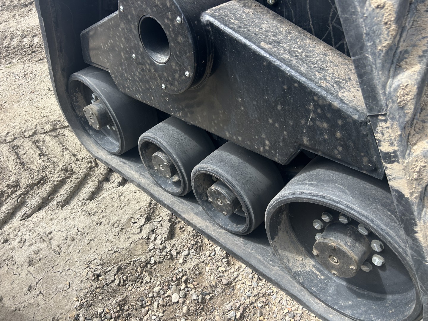 2018 New Holland T9.700 Tractor Rubber Track