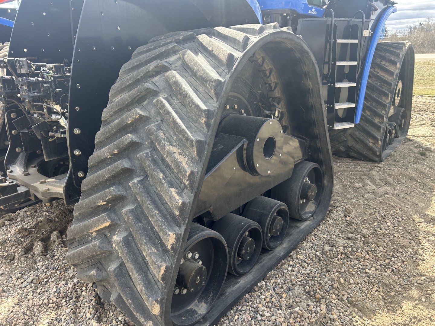 2018 New Holland T9.700 Tractor Rubber Track