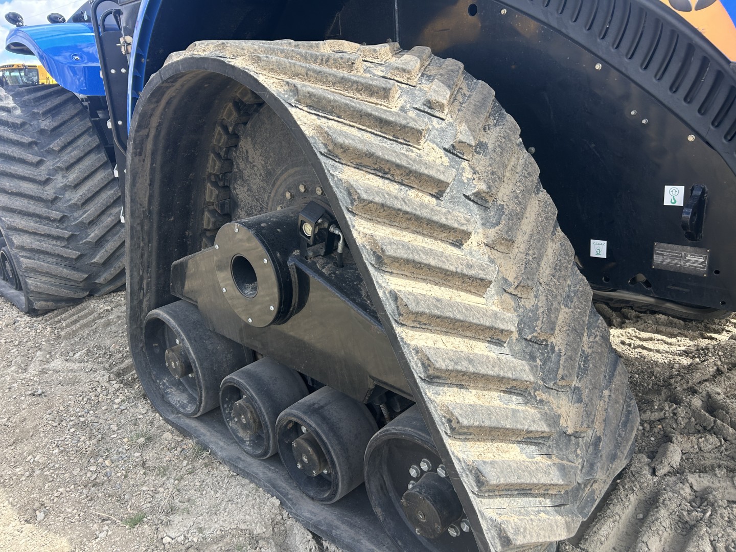 2018 New Holland T9.700 Tractor Rubber Track