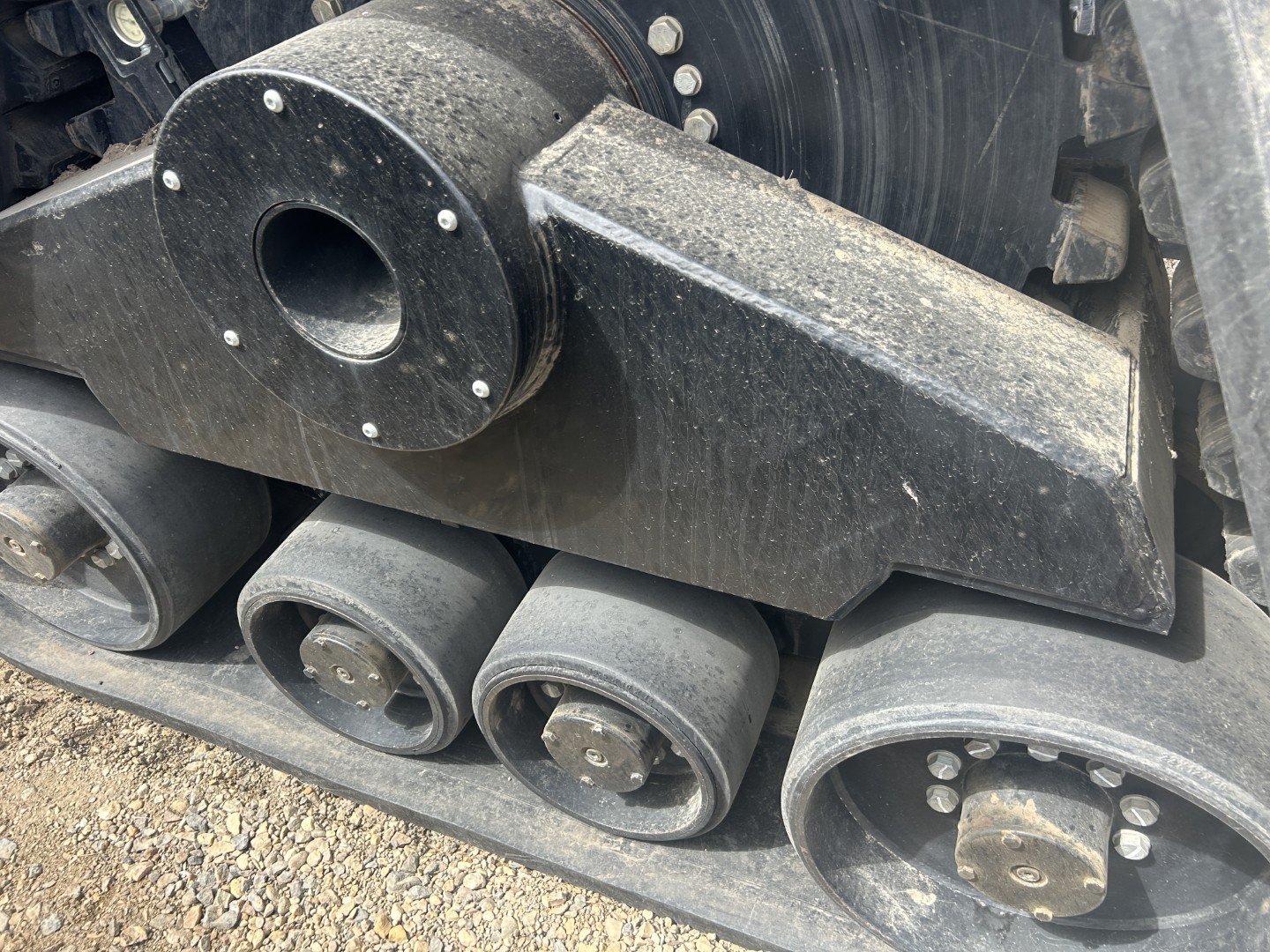 2018 New Holland T9.700 Tractor Rubber Track