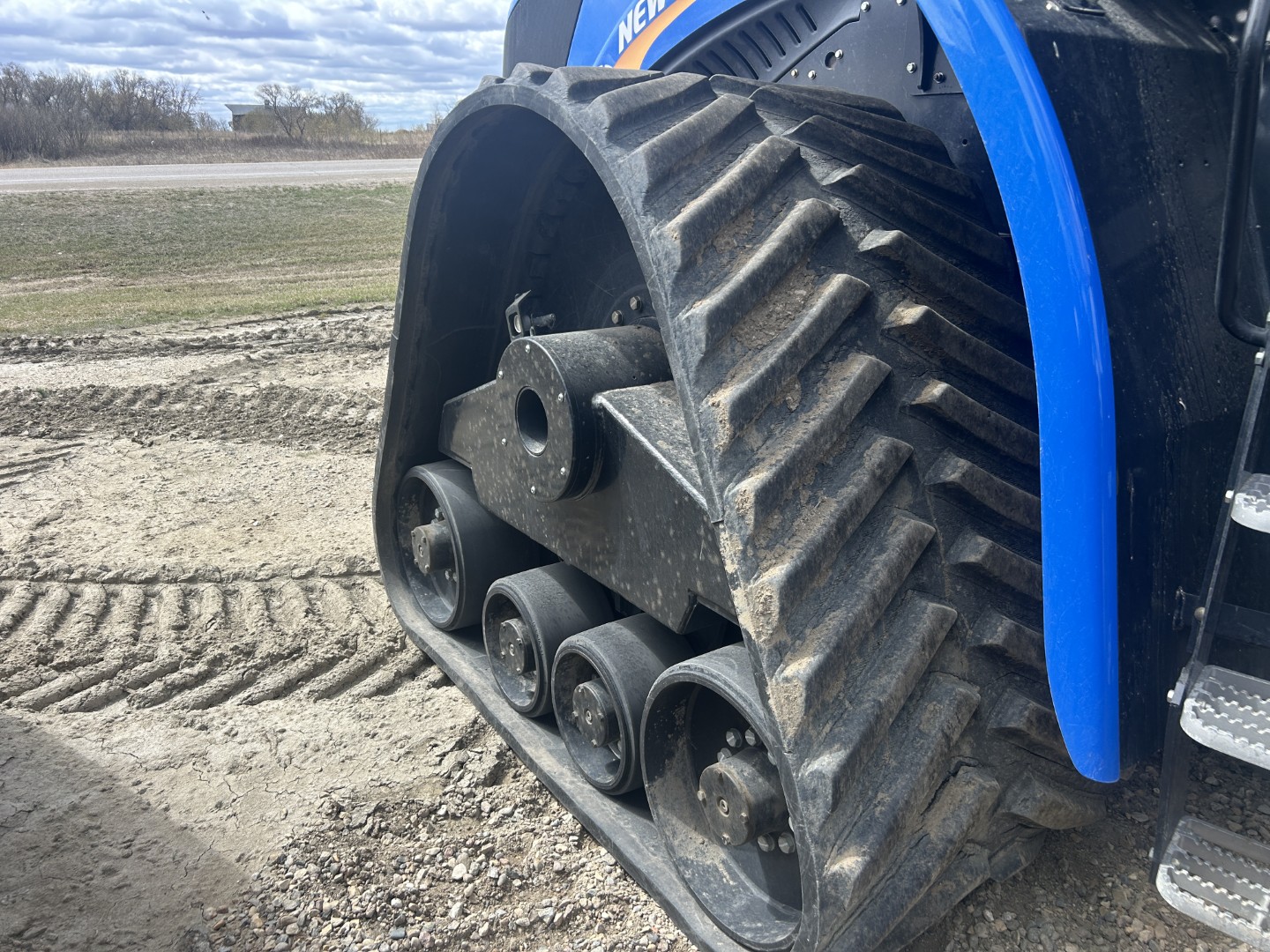 2018 New Holland T9.700 Tractor Rubber Track