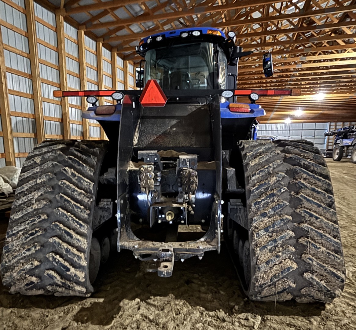 2022 New Holland T9.645 Tractor Rubber Track