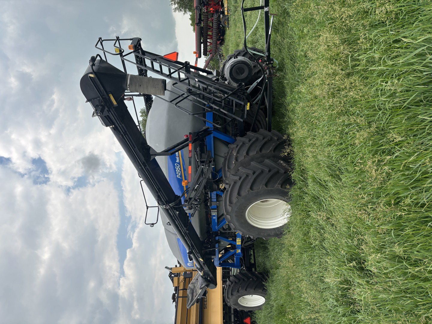 2018 New Holland P4950 Air Tank/Cart