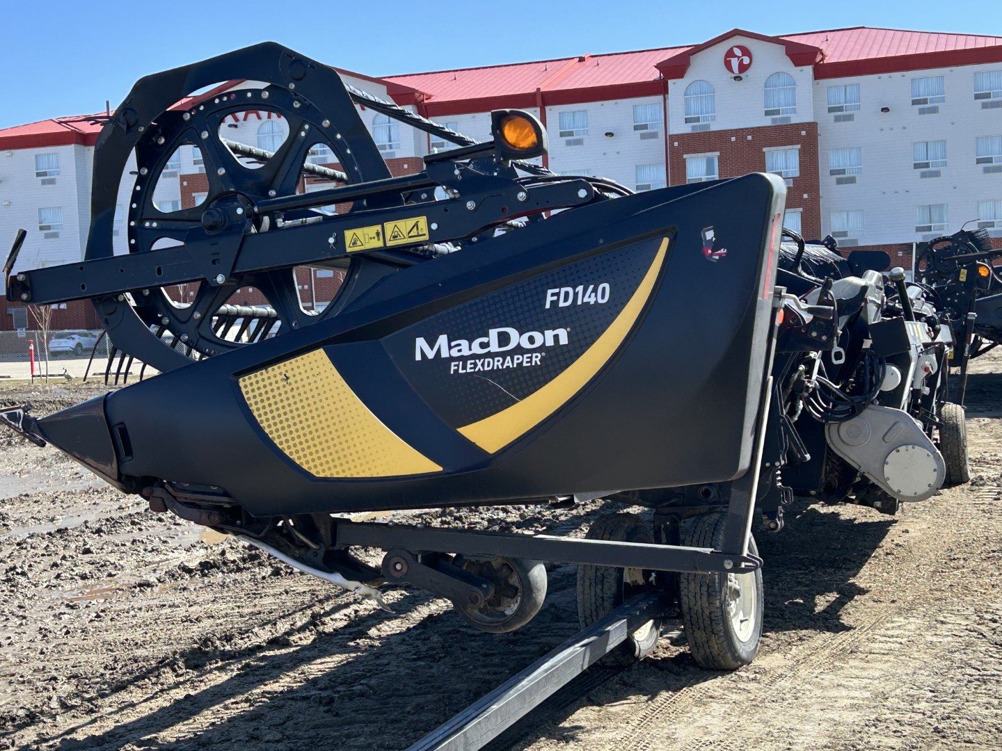 2019 MacDon FD140 Header Draper Flex