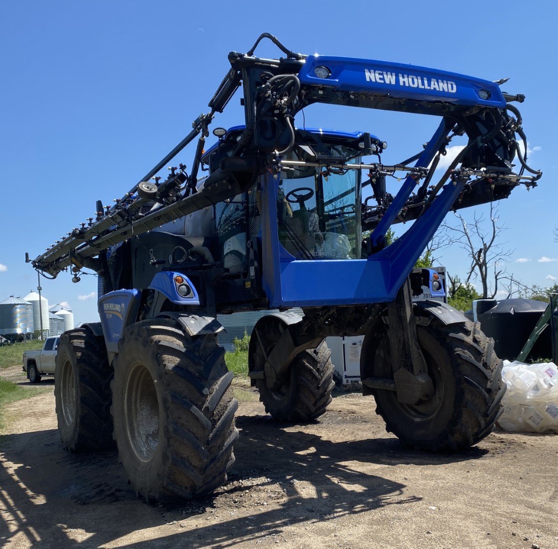 2019 New Holland SP.310F Sprayer/High Clearance